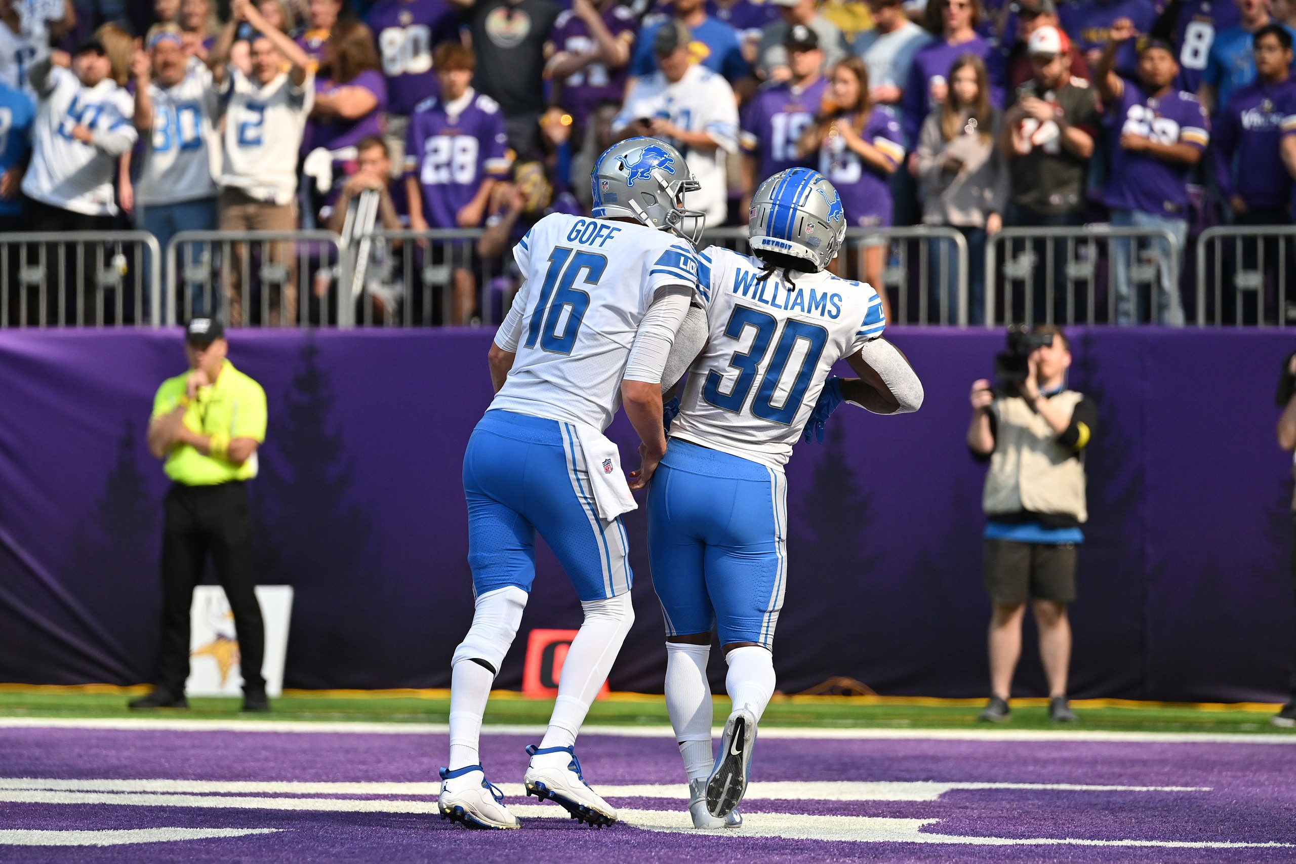 nfl week 3 : detroit lions at minnesota vikings