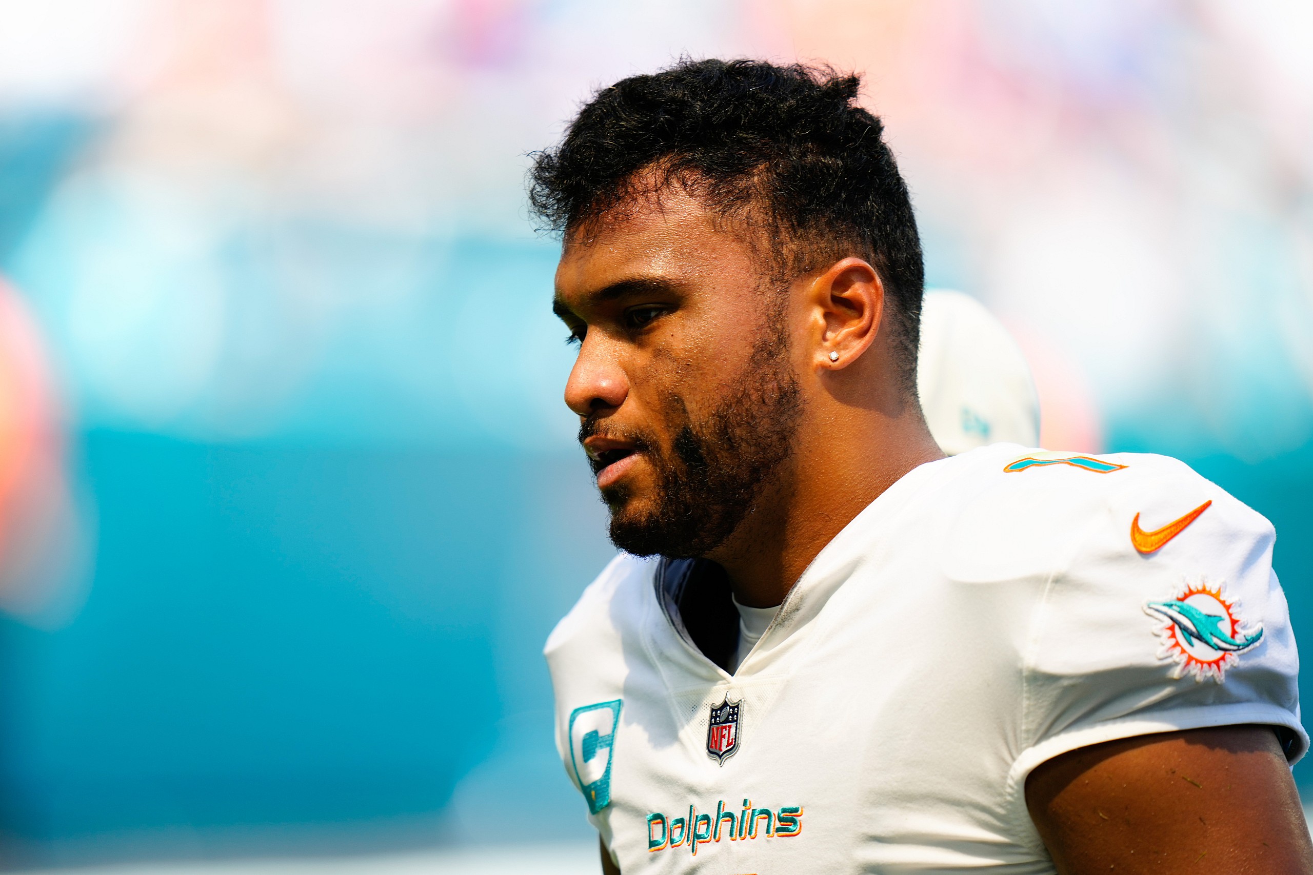 tua tagovailoa interception, miami dolphins