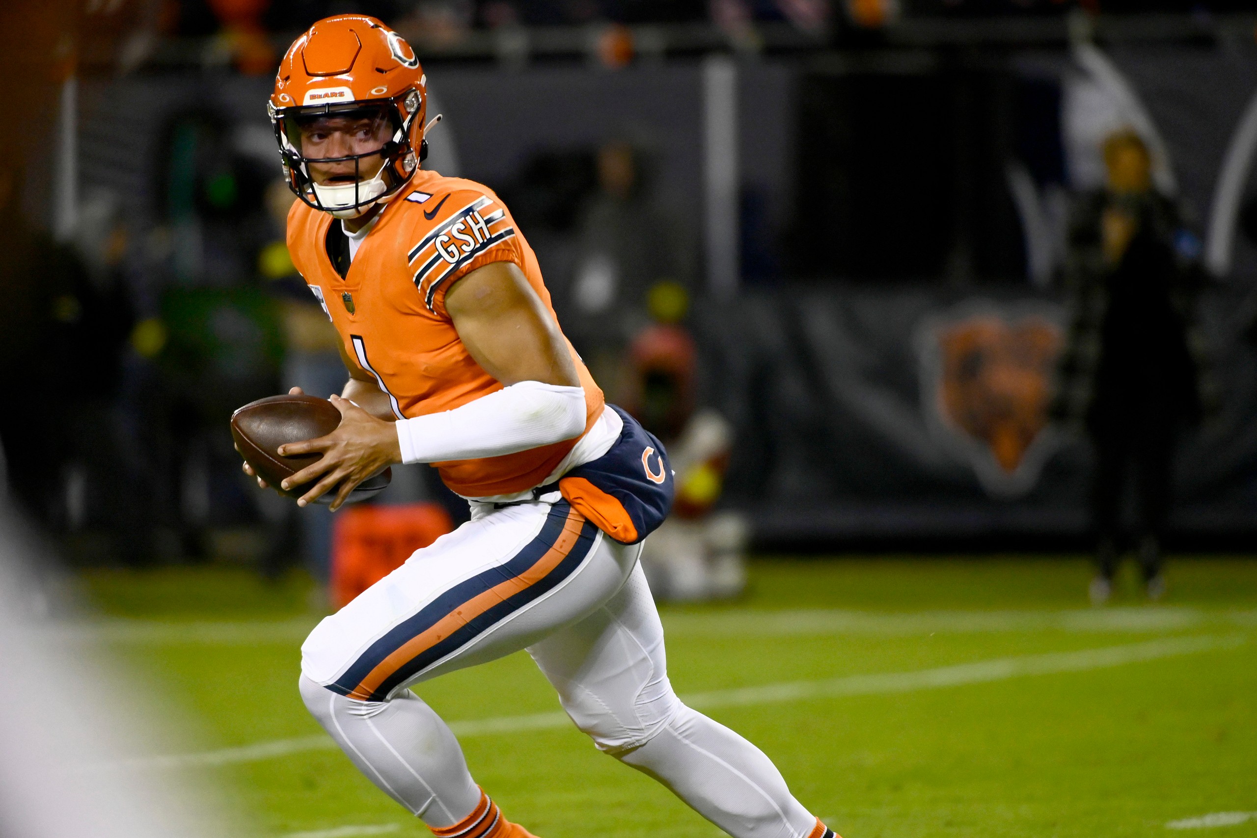 NFL: Washington Commanders at Chicago Bears