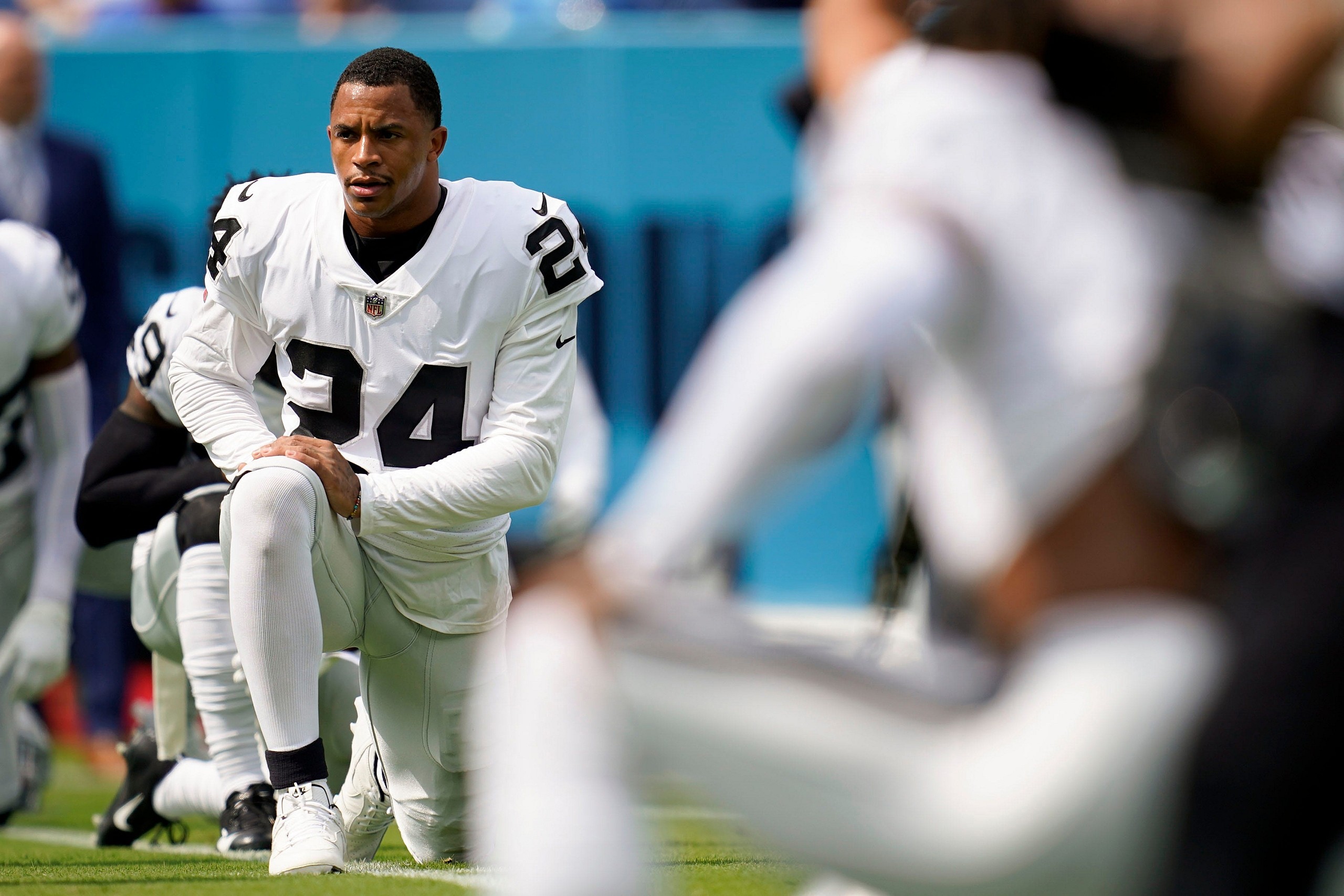 las vegas raiders trade johnathan abram