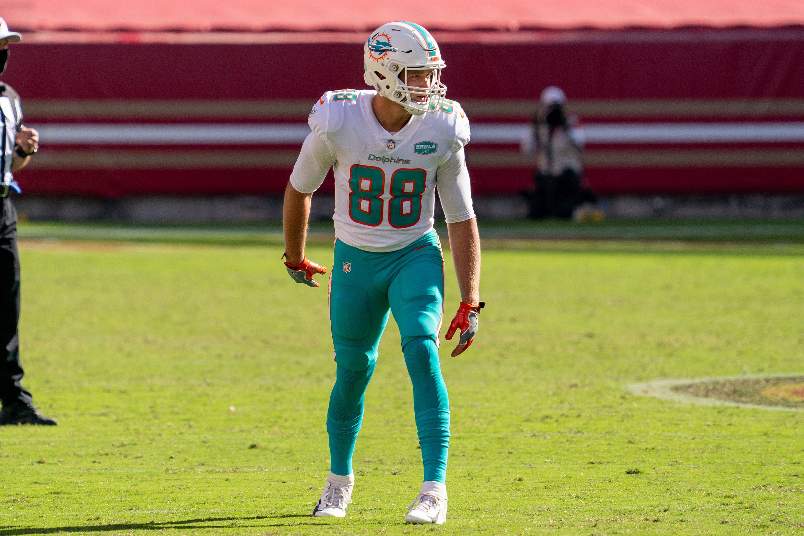 mike gesicki trade san francisco 49ers