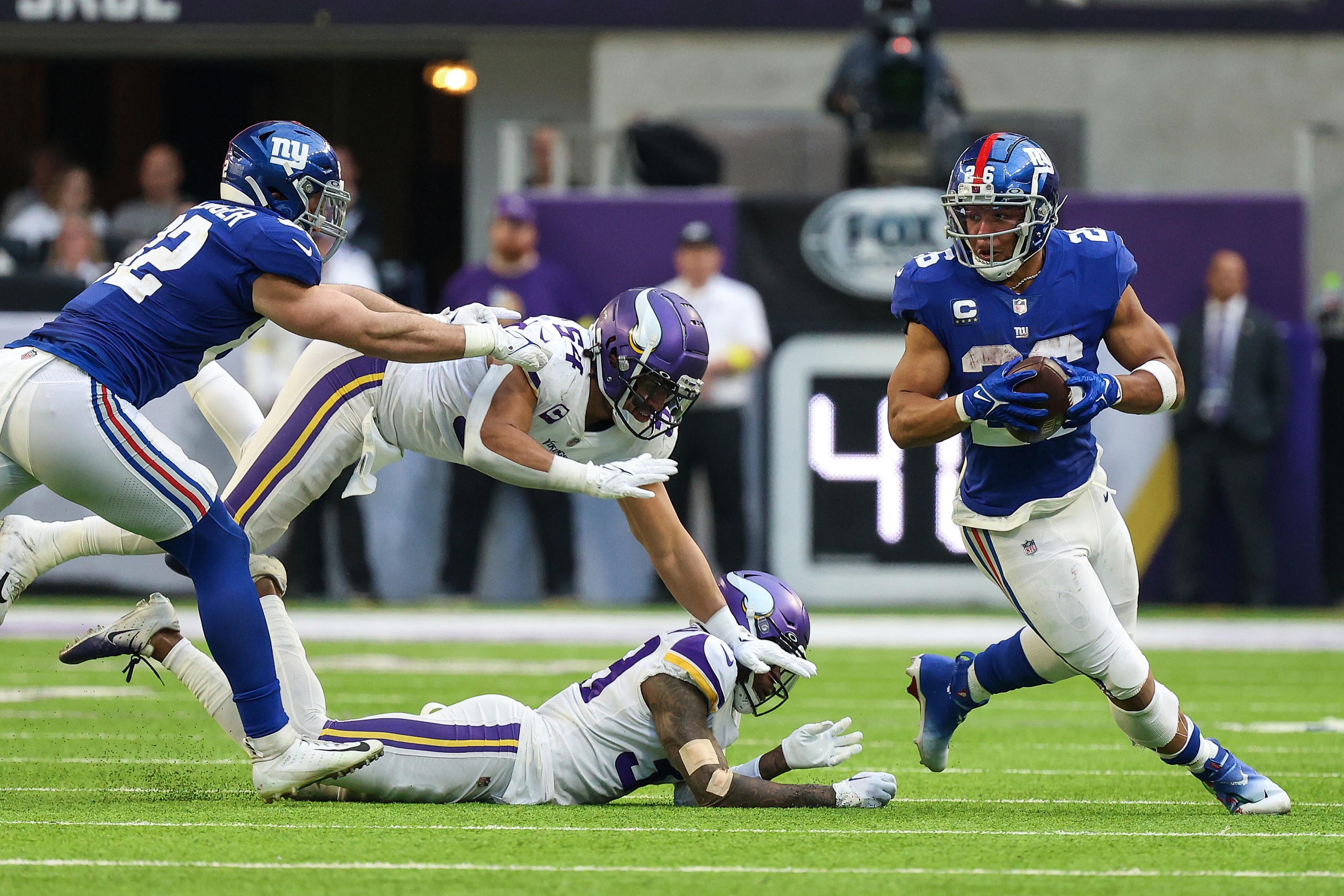 nfl picks against the spread wild card weekend: new york giants over minnesota vikings