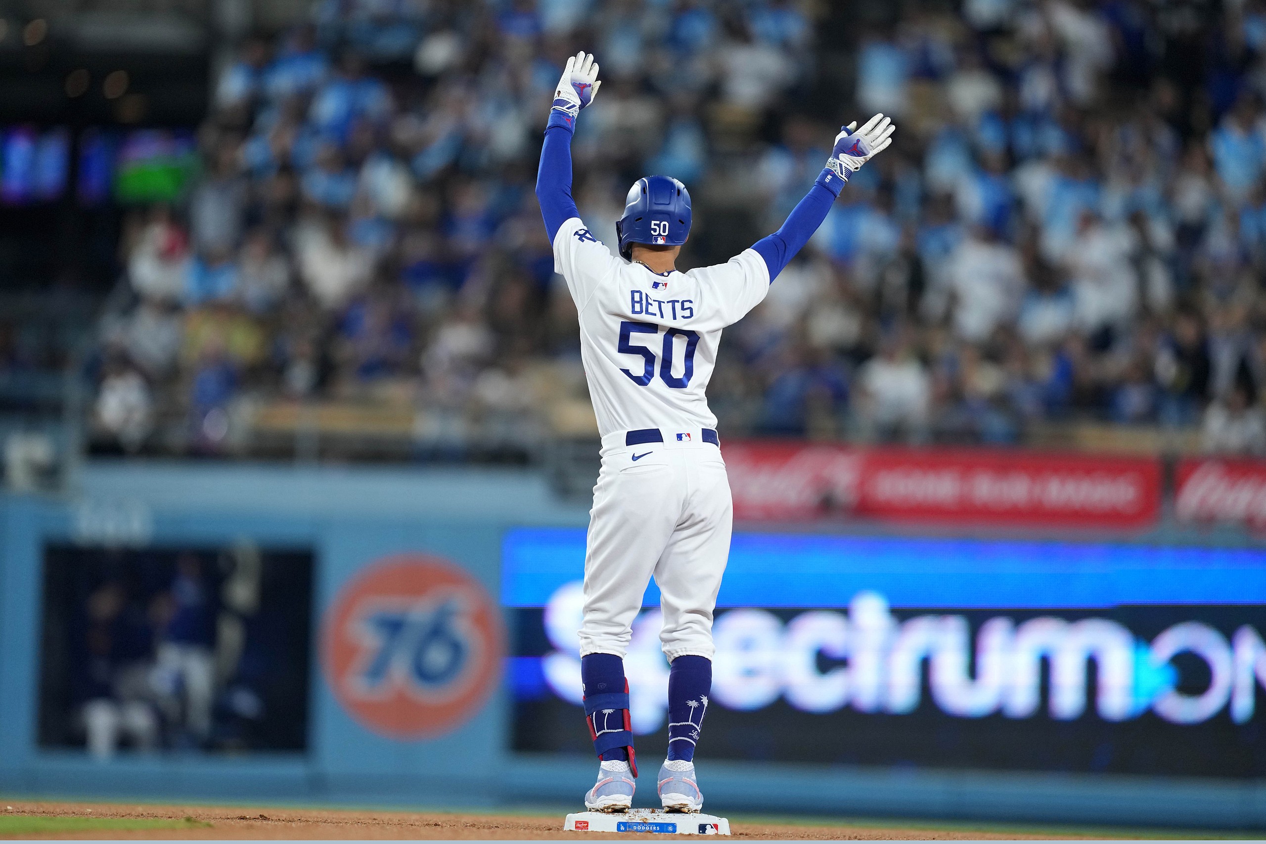 MLB: Detroit Tigers at Los Angeles Dodgers