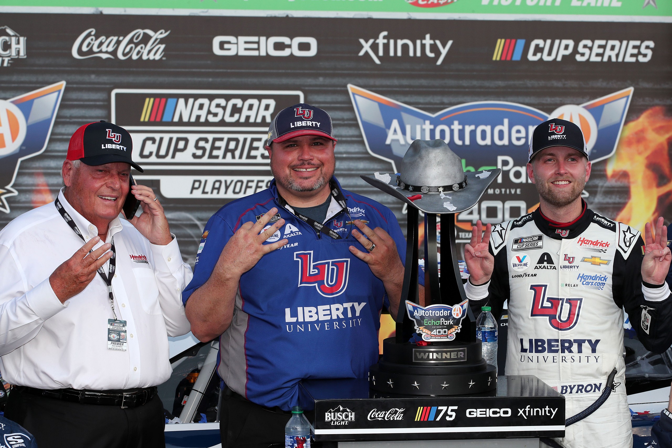 NASCAR: Autotrader EchoPark Automotive 400