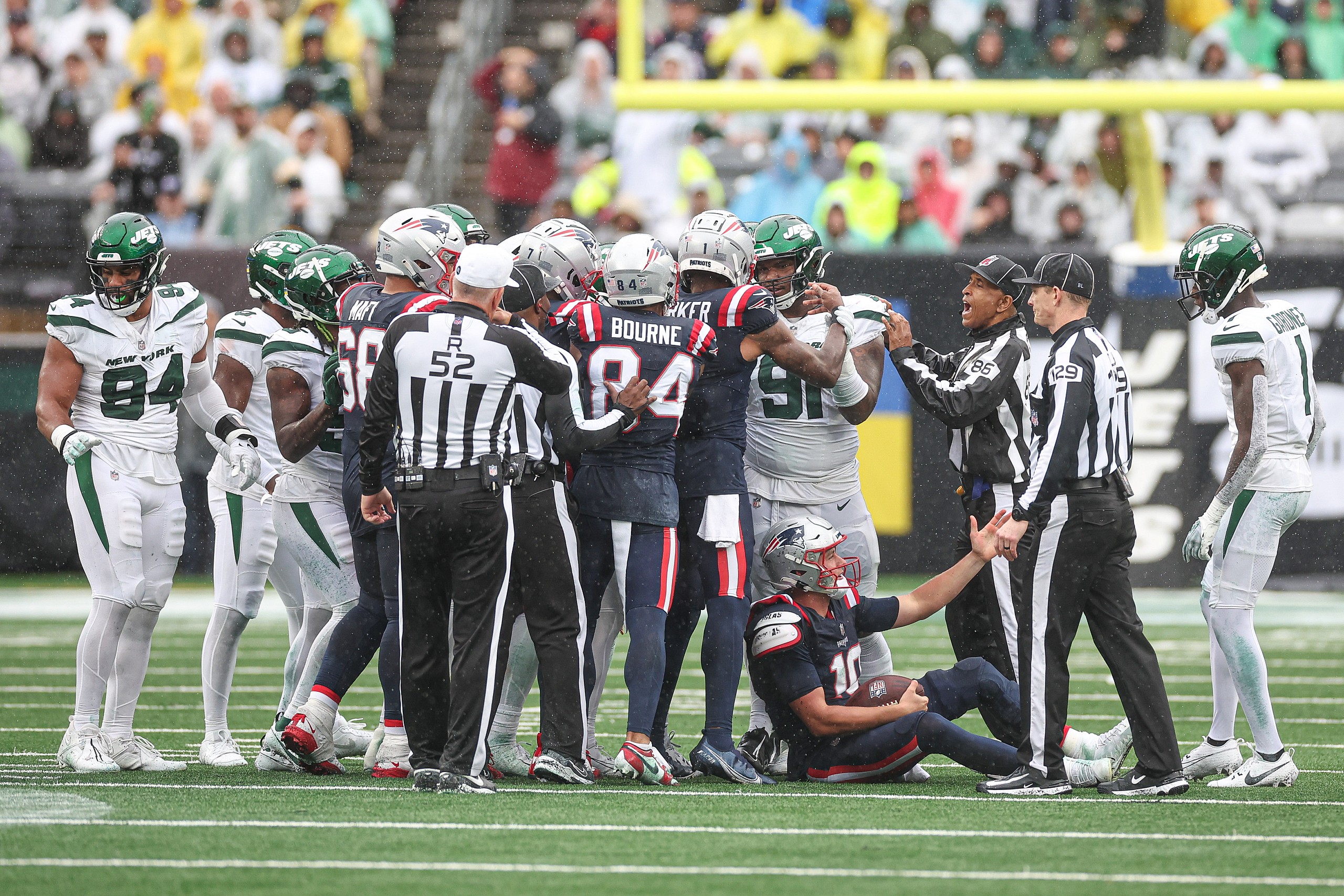 mac jones, new england patriots, new york jets