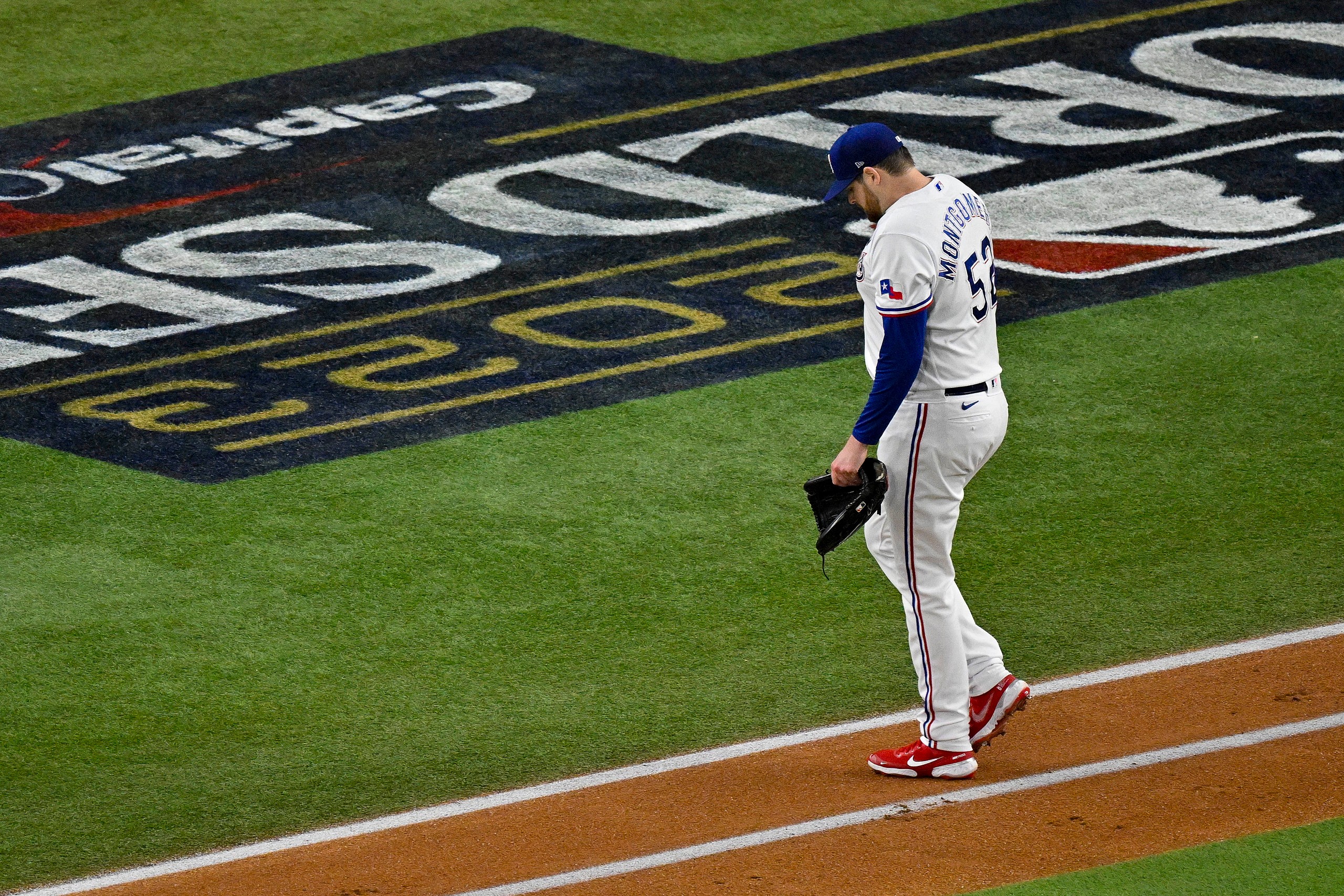 MLB: World Series-Arizona Diamondbacks at Texas Rangers