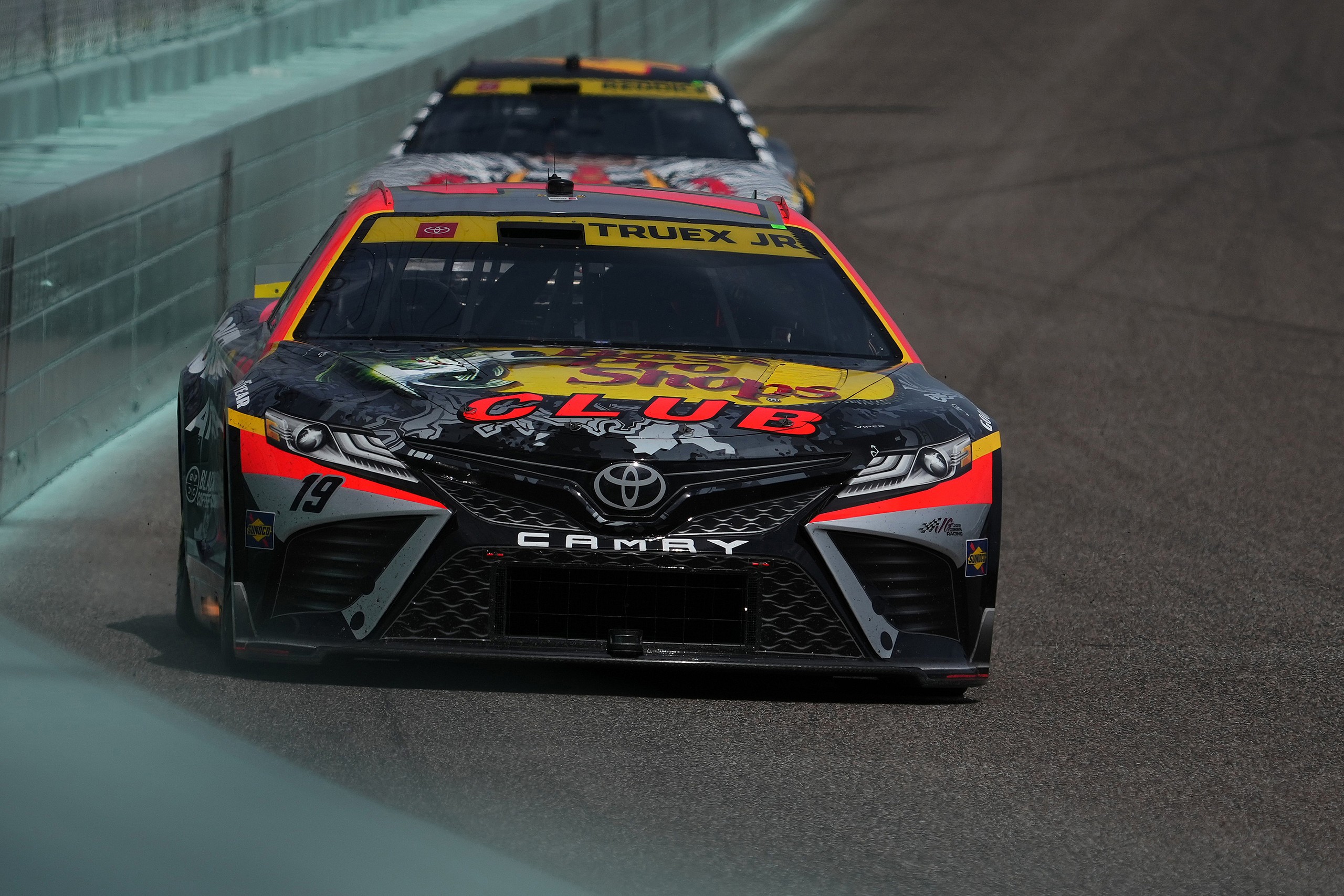 NASCAR: 4EVER 400 presented by Mobil 1