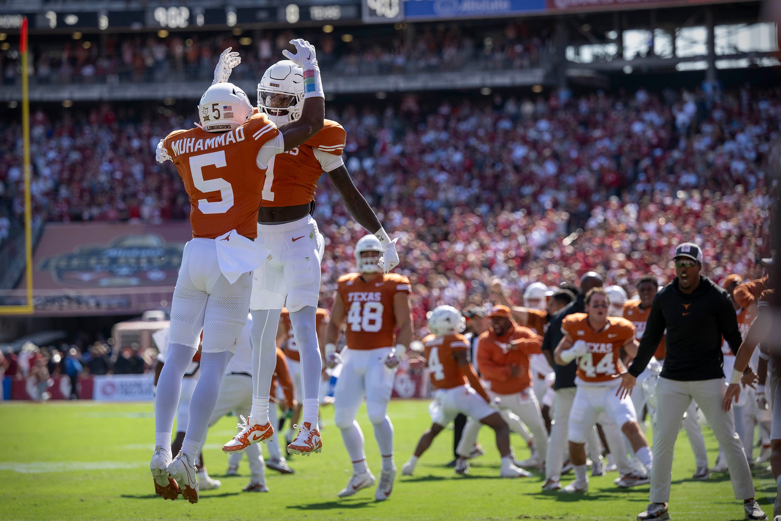NCAA Football: Oklahoma at Texas