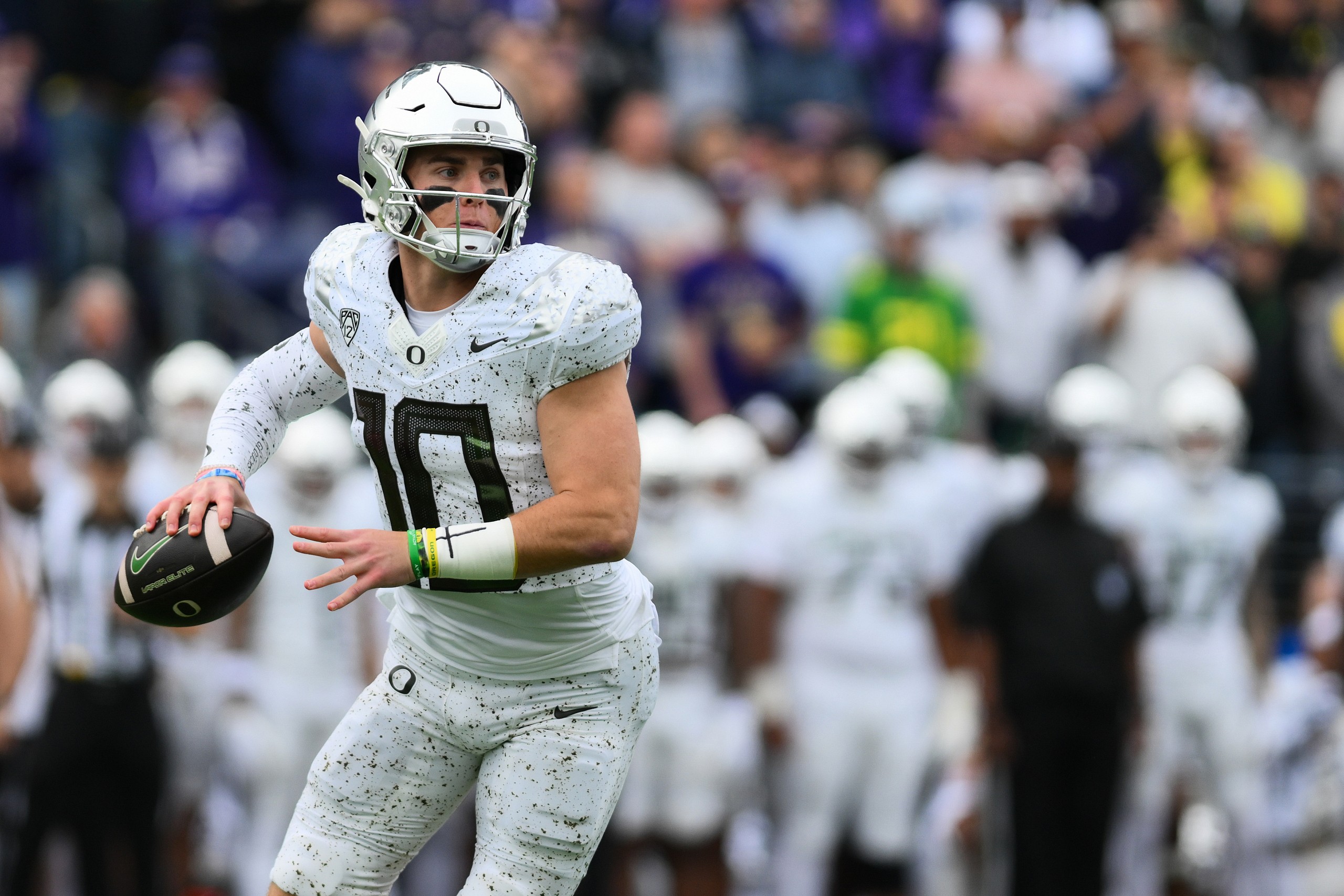 NCAA Football: Oregon at Washington