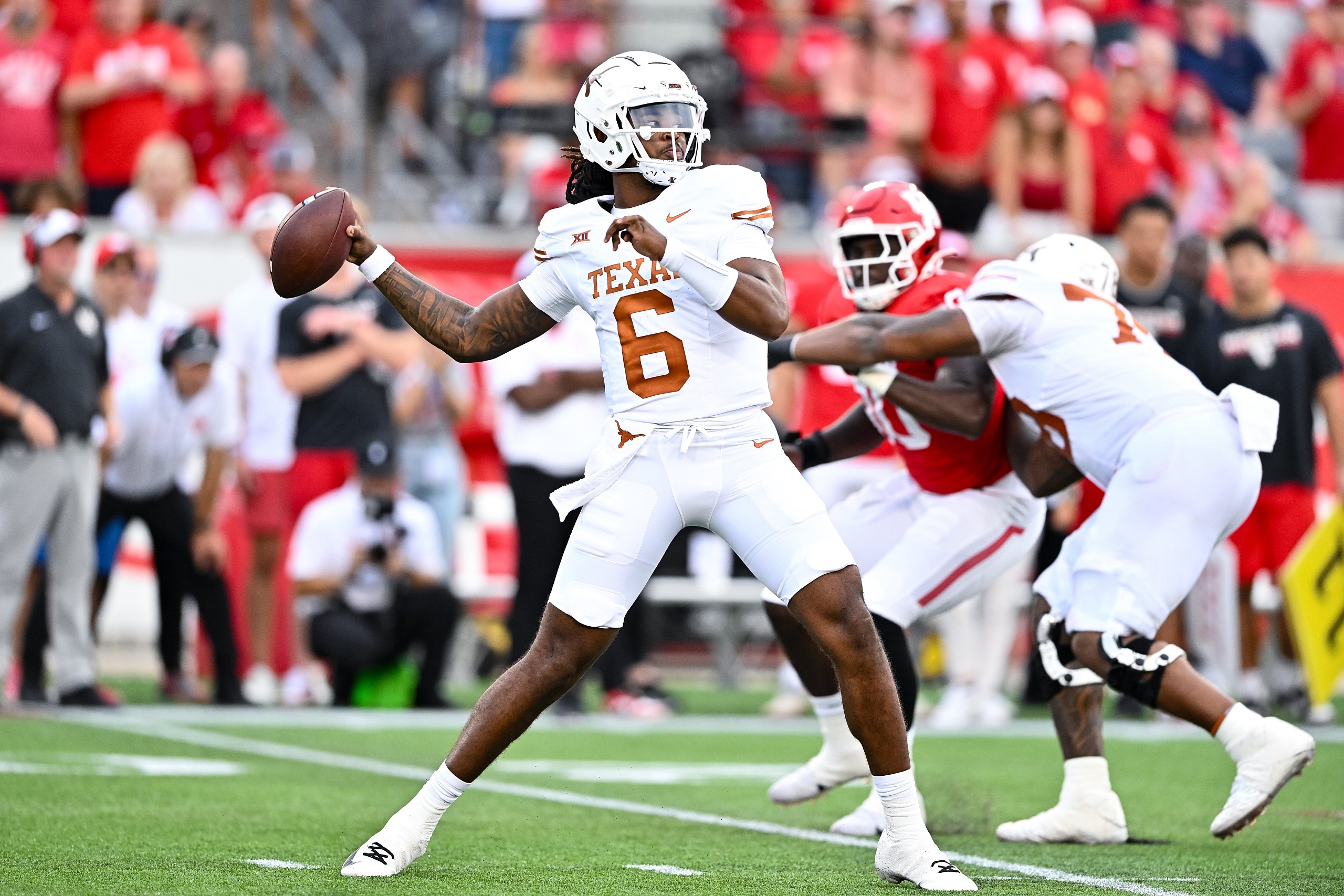 NCAA Football: Texas at Houston