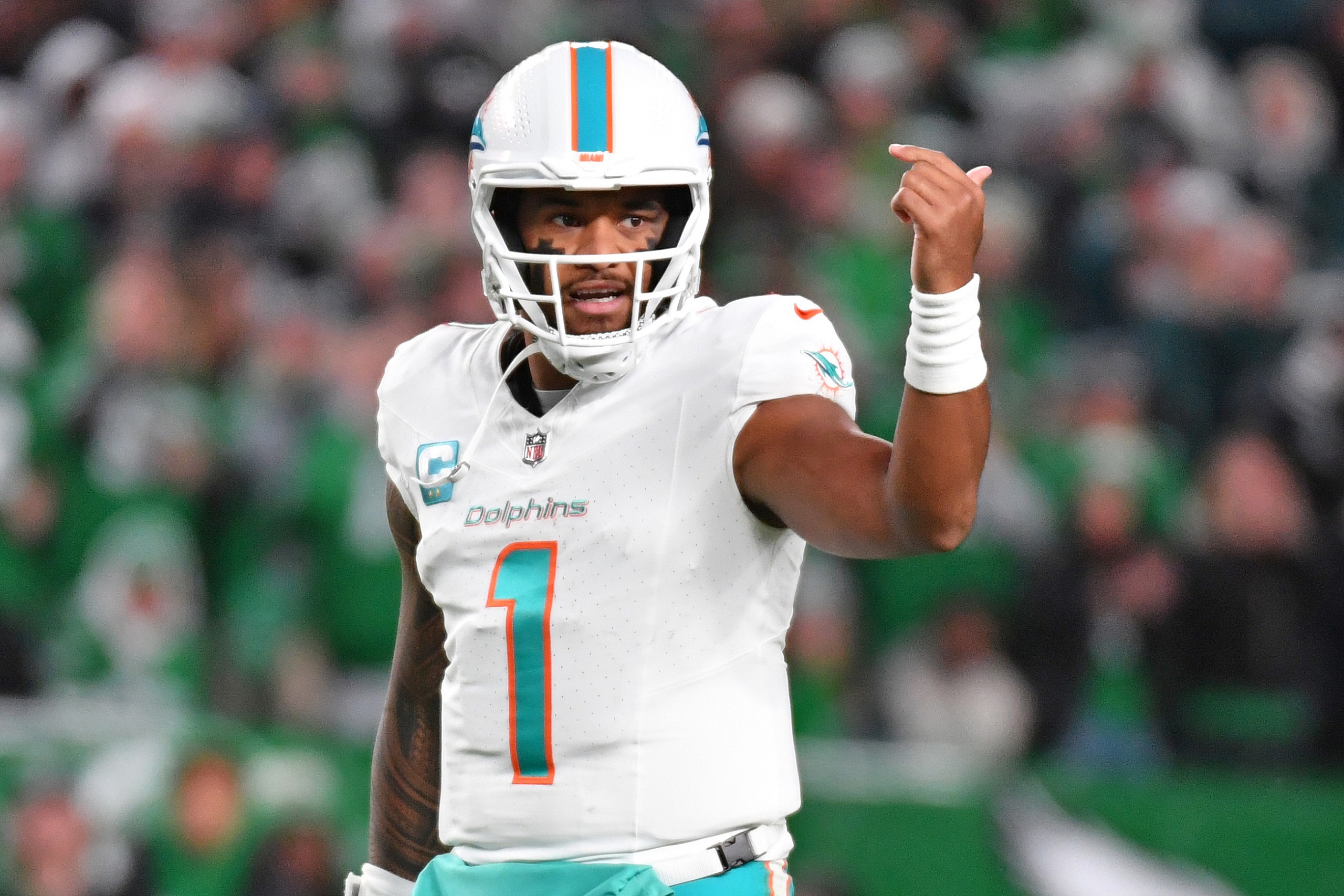 draftkings week 8 picks: tua tagovailoa