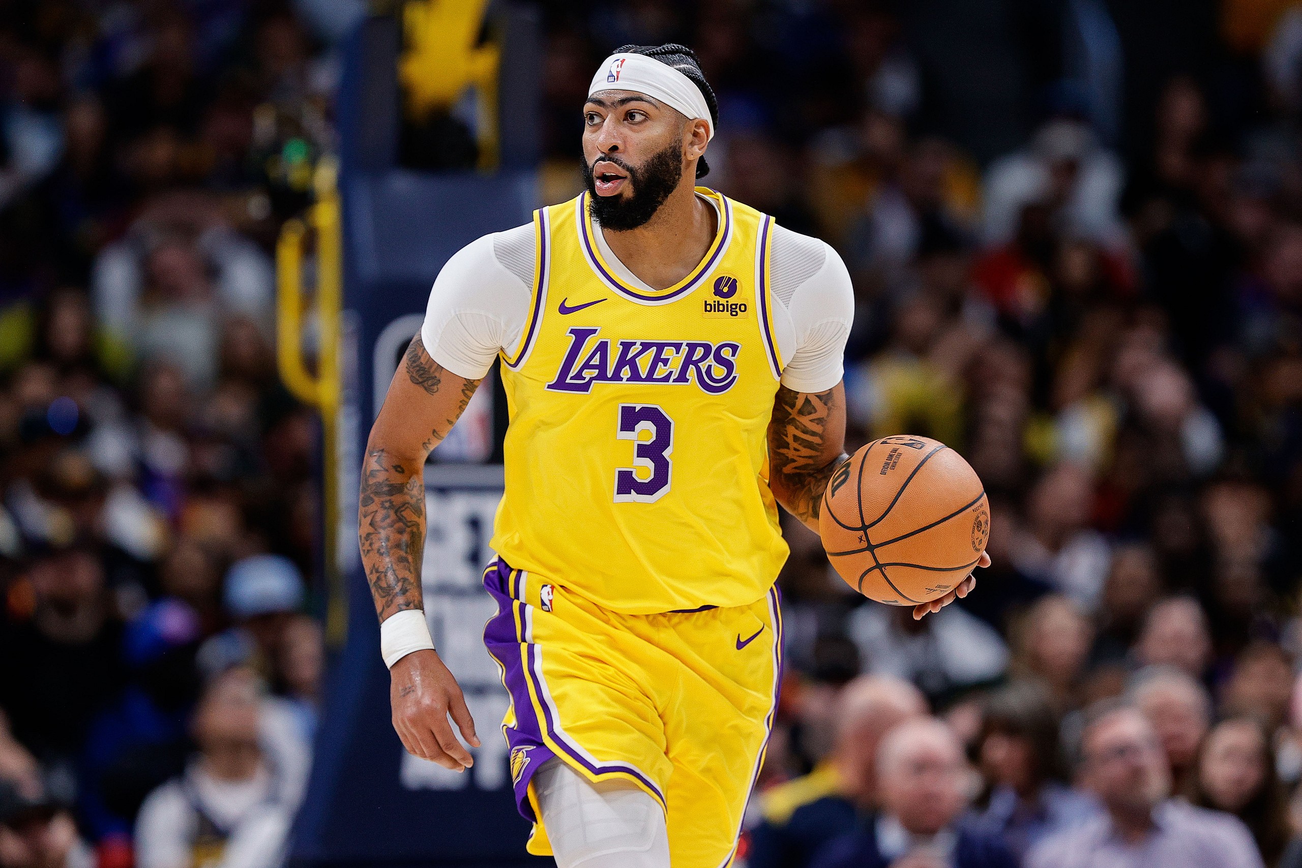 nba opening night: anthony davis, los angeles lakers