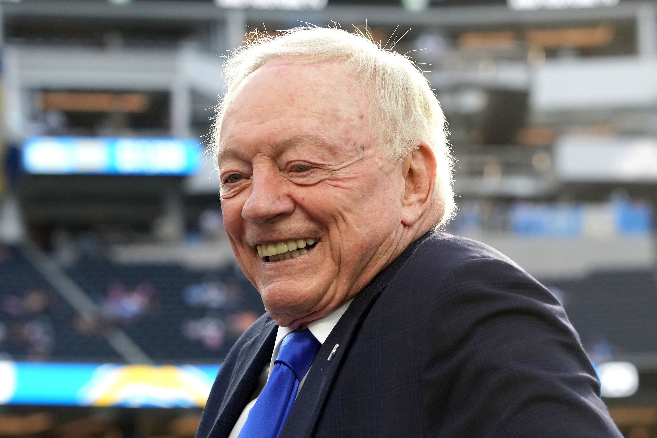 nfl trade deadline: dallas cowboys