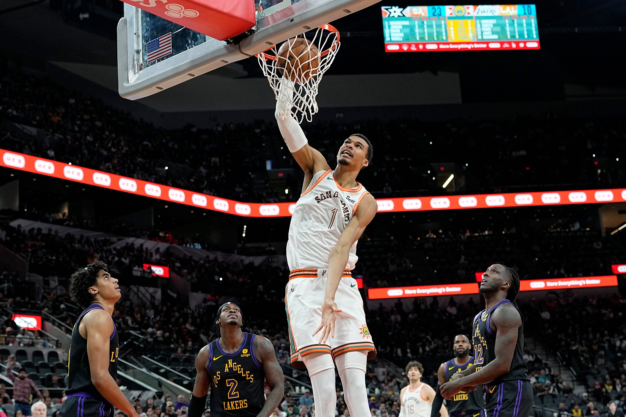 NBA: Los Angeles Lakers at San Antonio Spurs