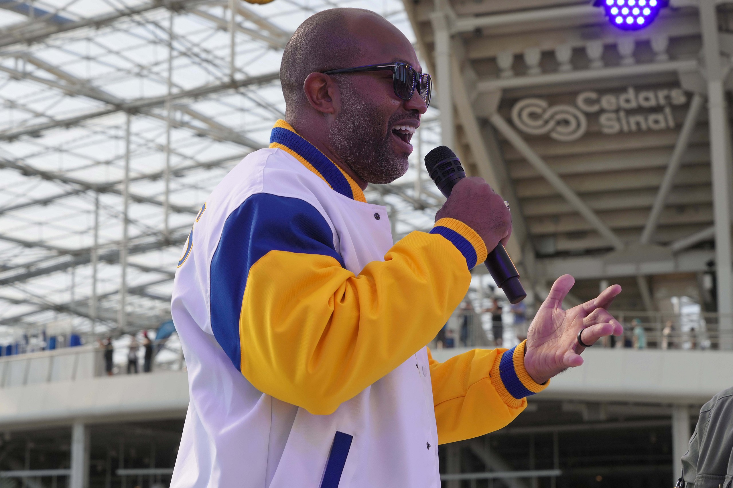 pro football hall of fame: torry holt