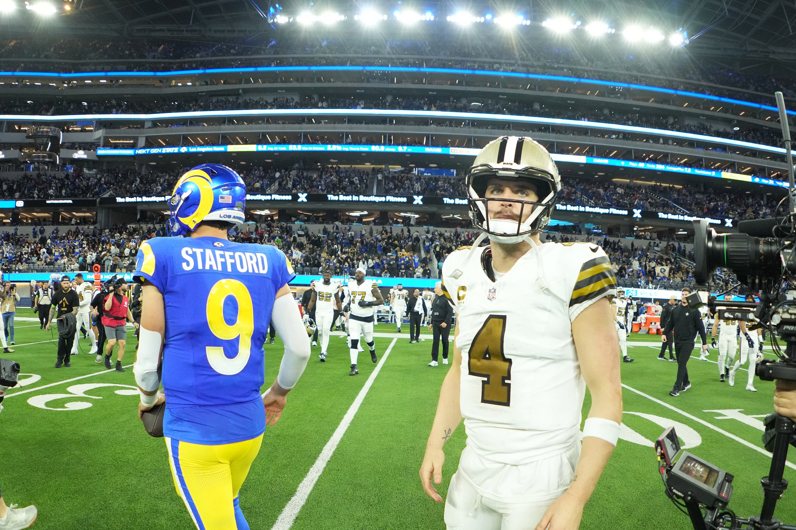 derek carr contract: new orleans saints