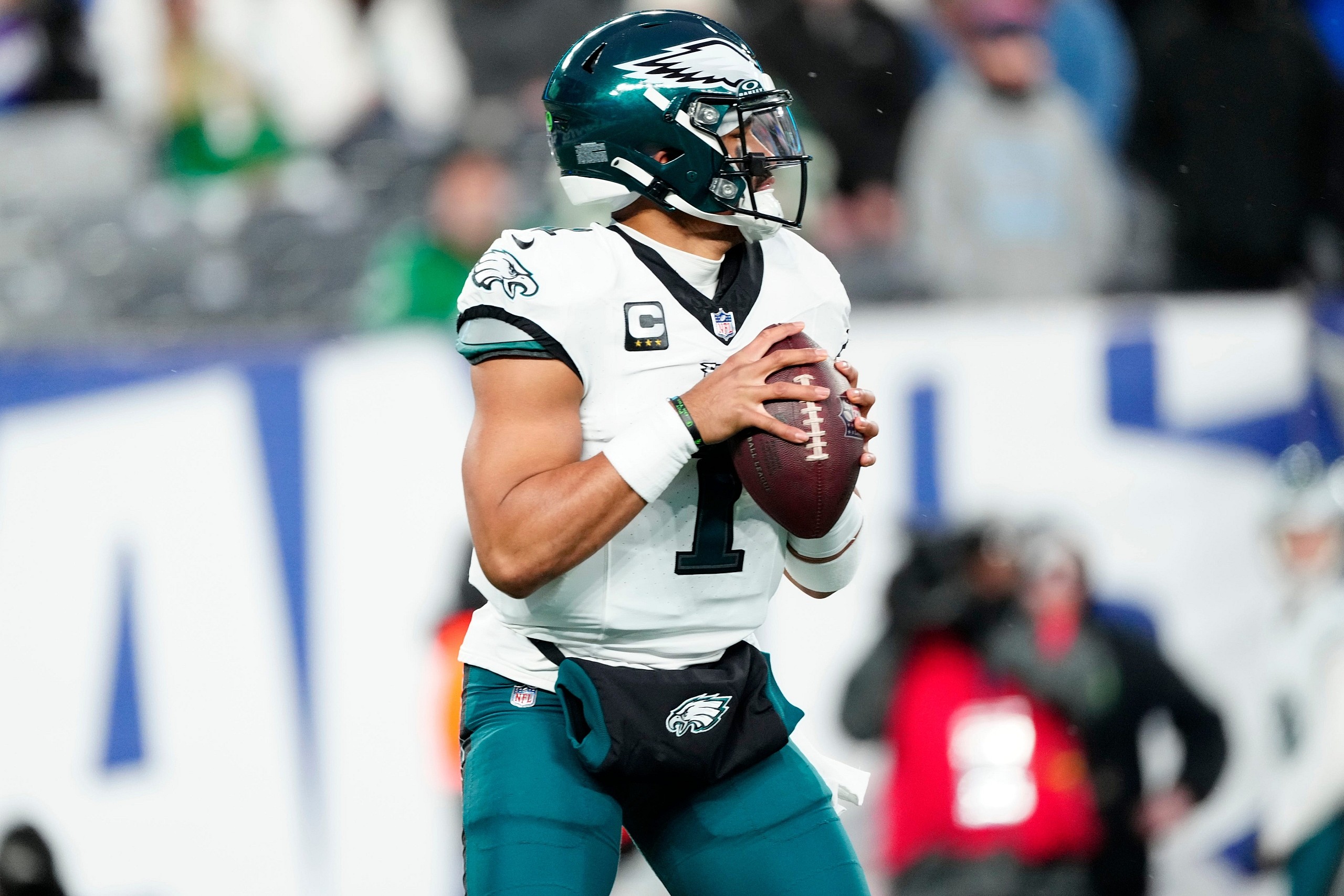 jalen hurts injury, philadelphia eagles
