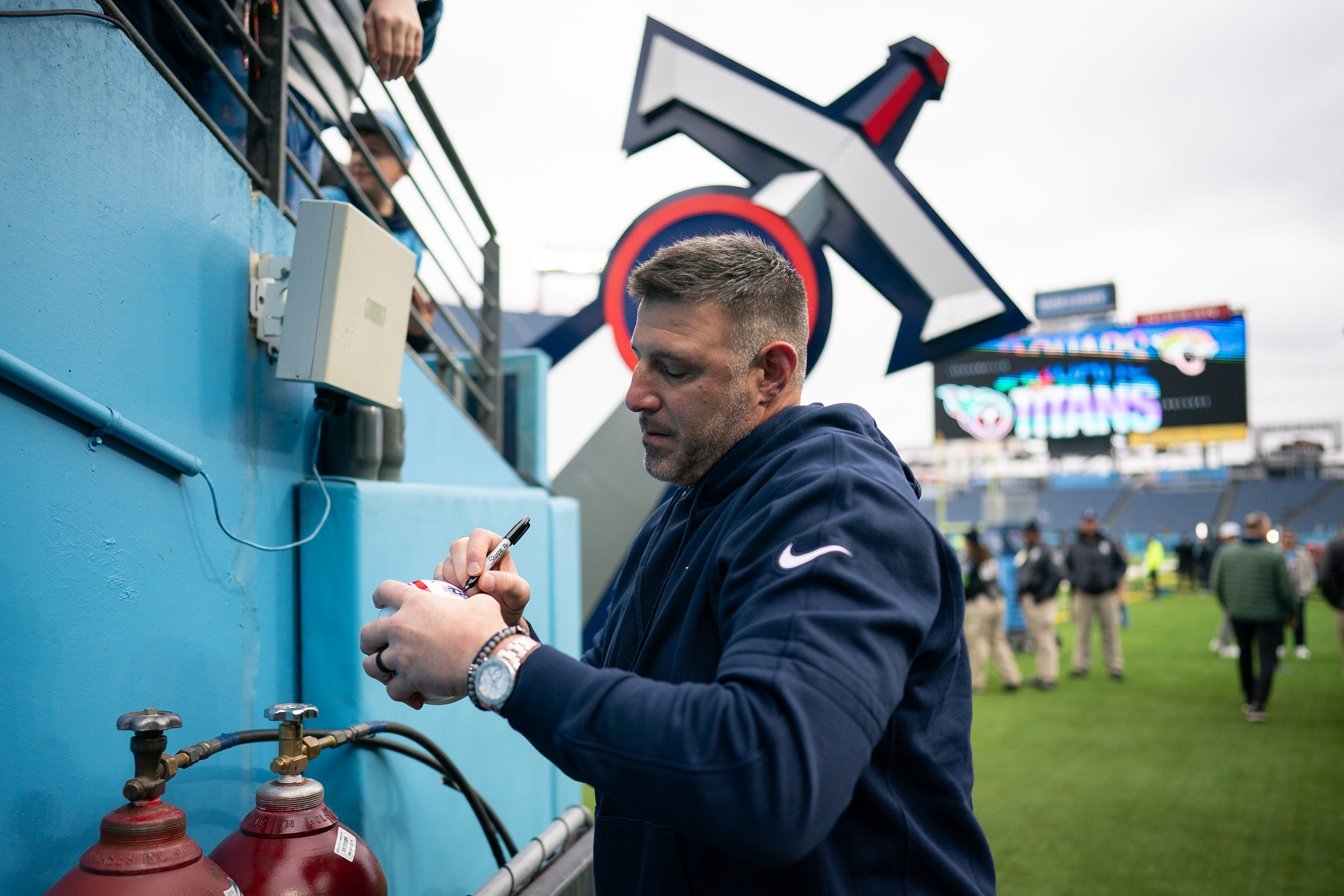 seattle seahawks hire mike vrabel