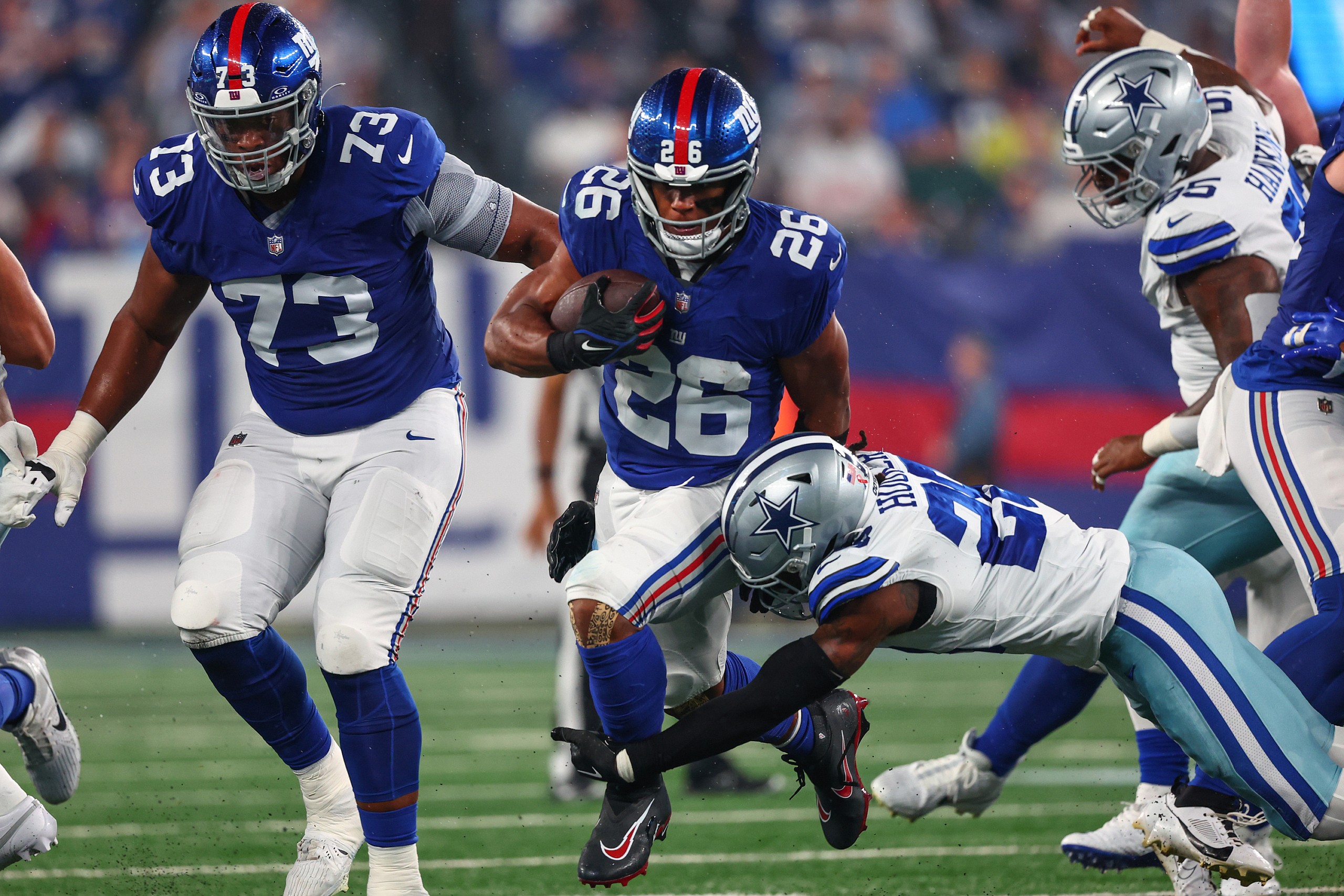 dallas cowboys sign saquon barkley
