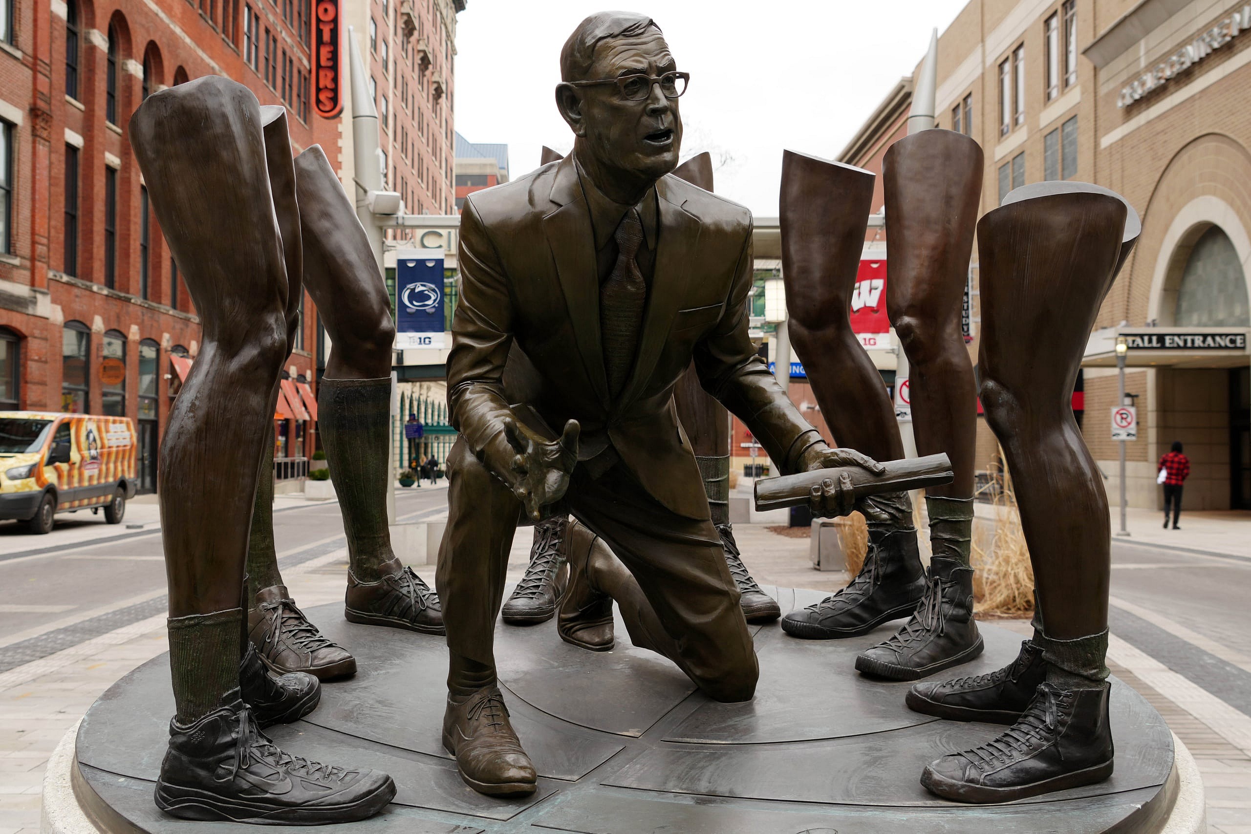 Repeat NCAA basketball champions, UCLA Bruins