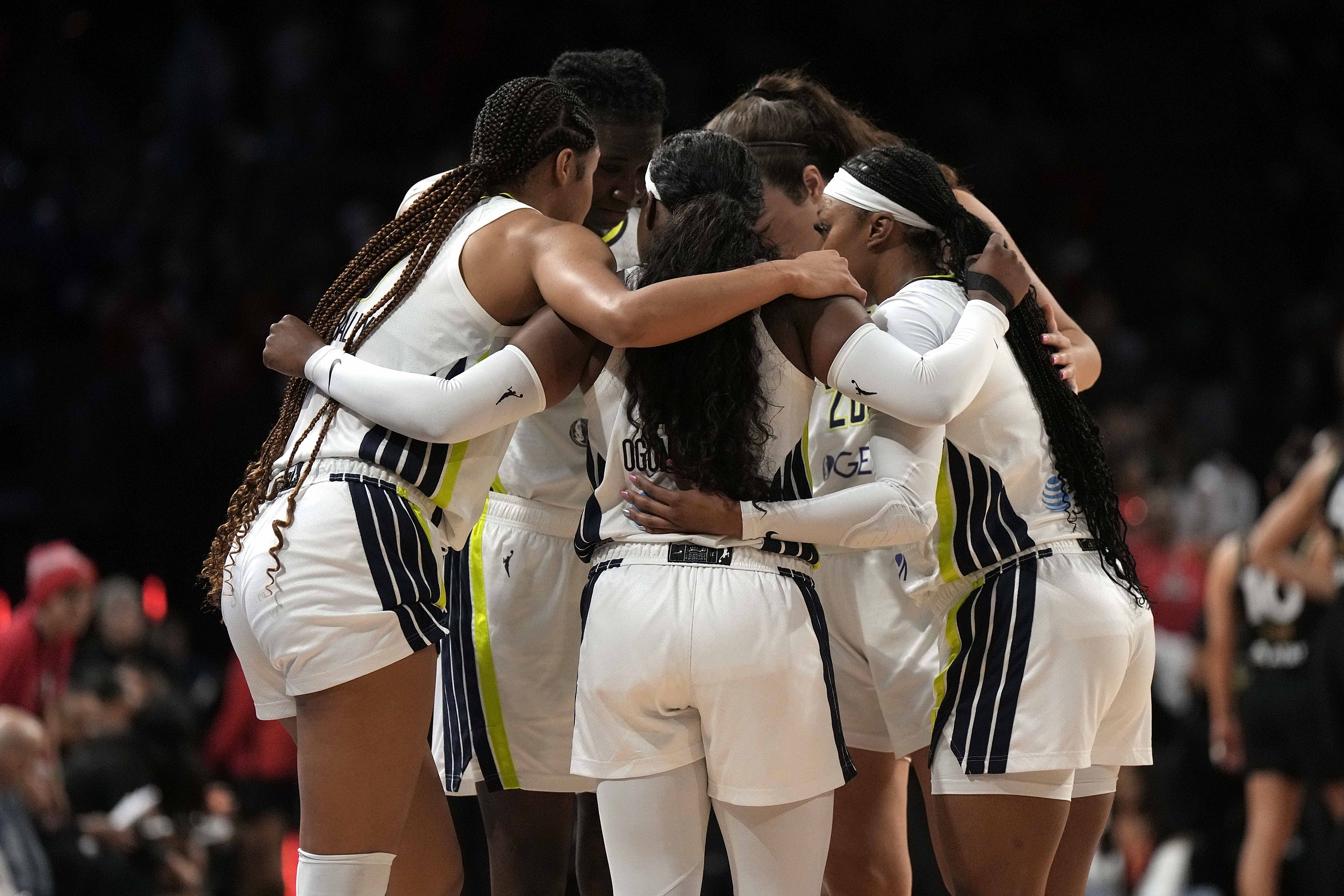 Dallas Wings' Arike Ogunbowale