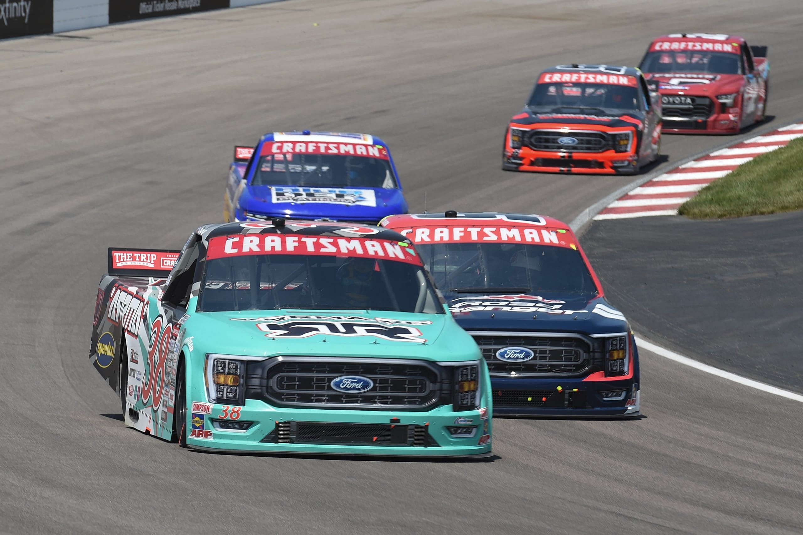NASCAR: Truck Series Toyota 200
