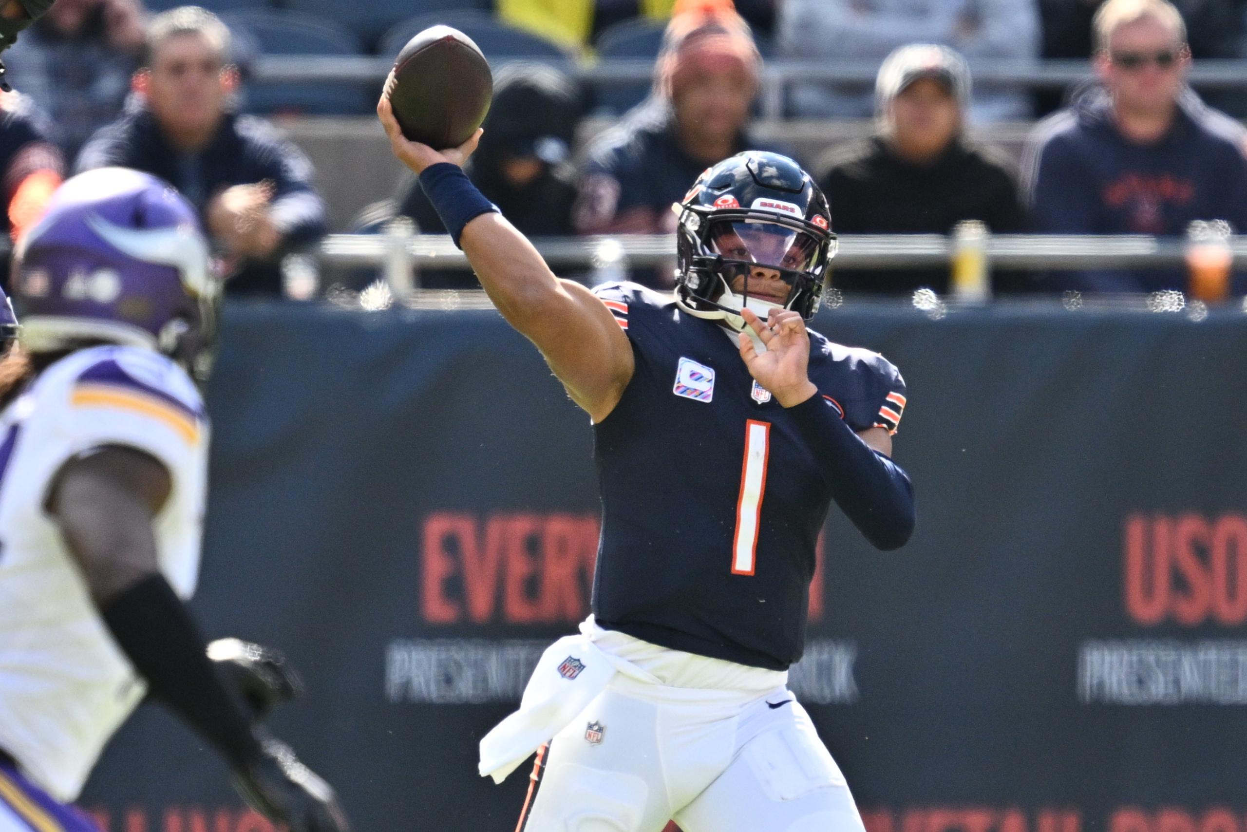 NFL: Minnesota Vikings at Chicago Bears