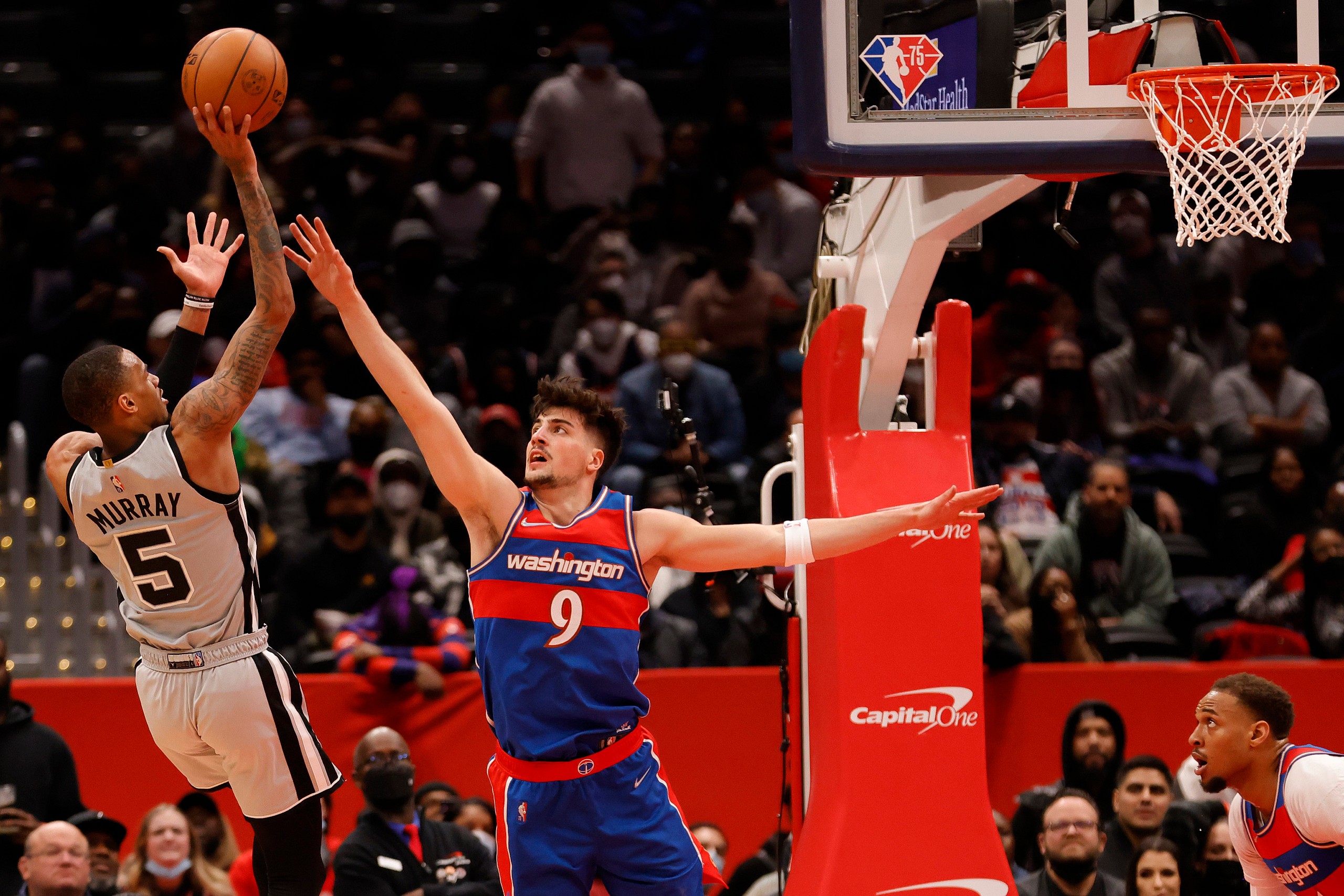 NBA: San Antonio Spurs at Washington Wizards