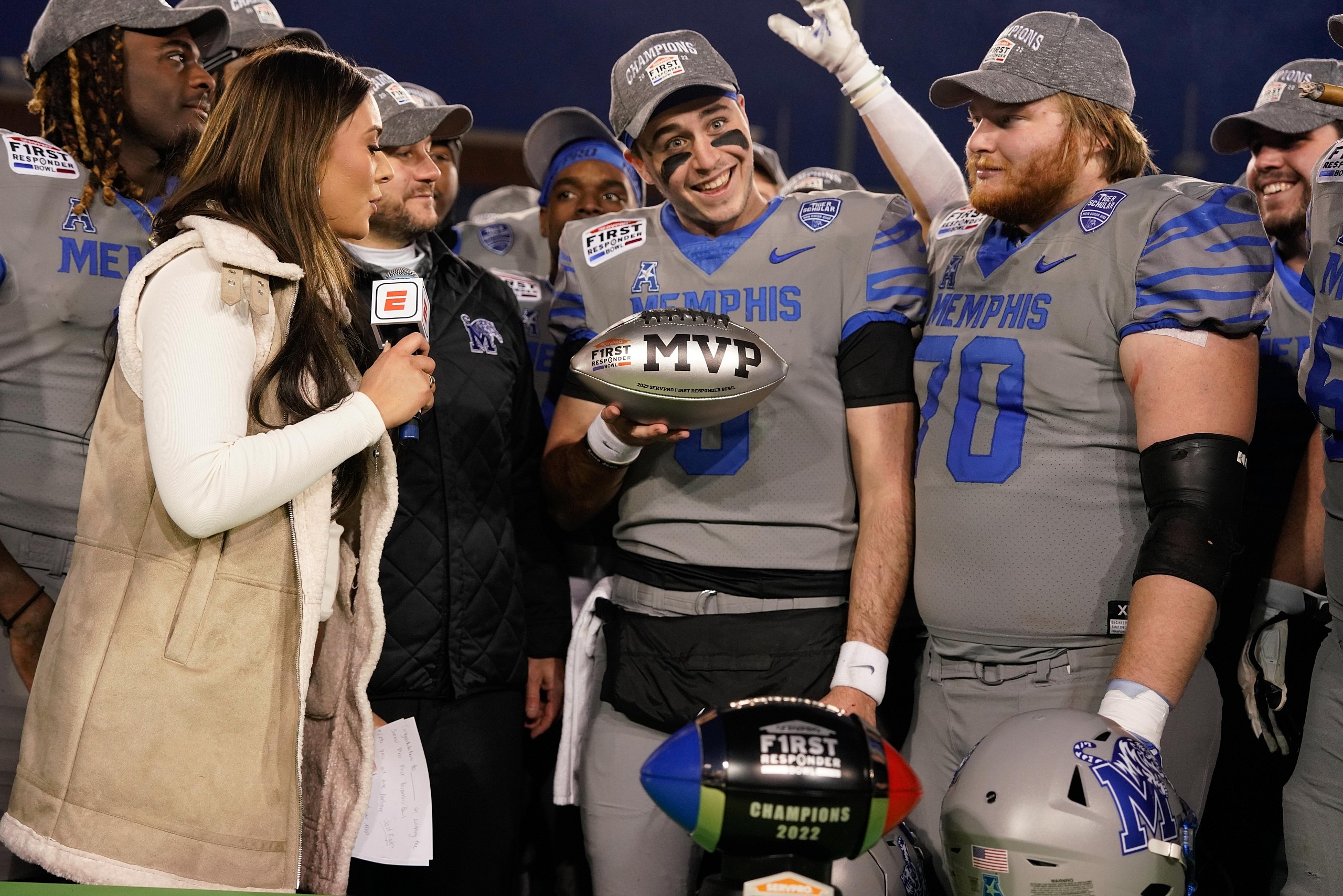 Saving the Pac-12: Memphis