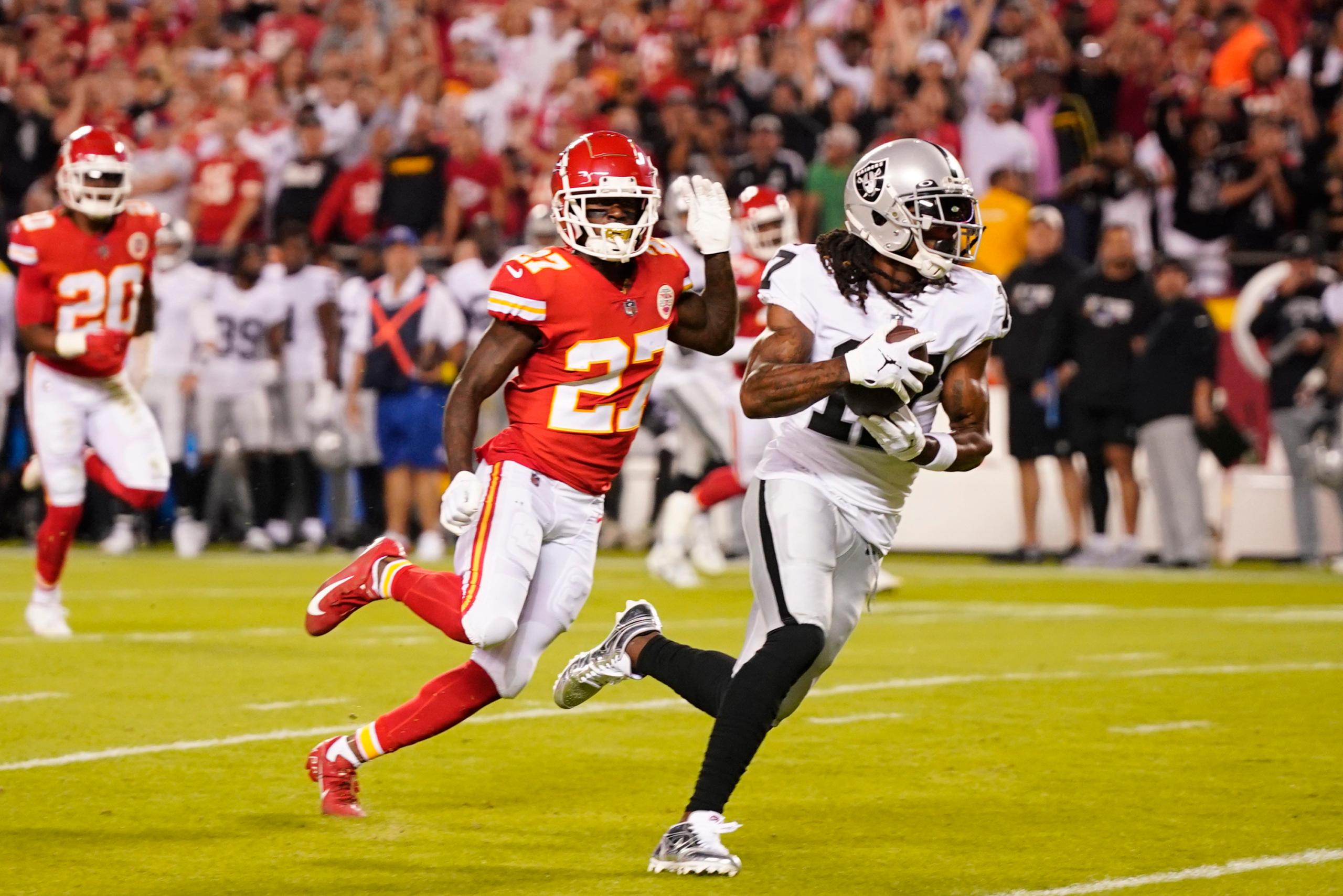 NFL: Las Vegas Raiders at Kansas City Chiefs