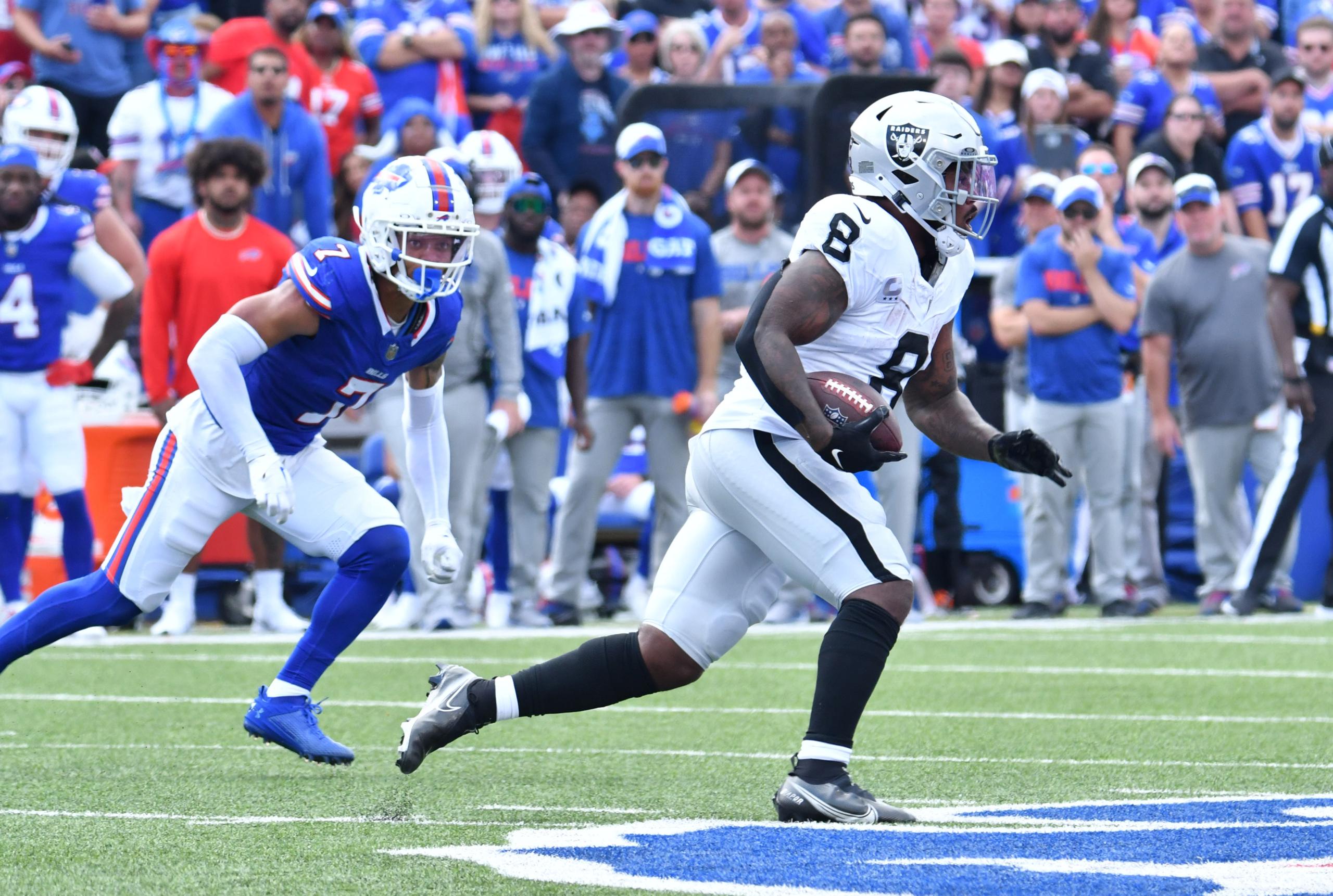 NFL: Las Vegas Raiders at Buffalo Bills
