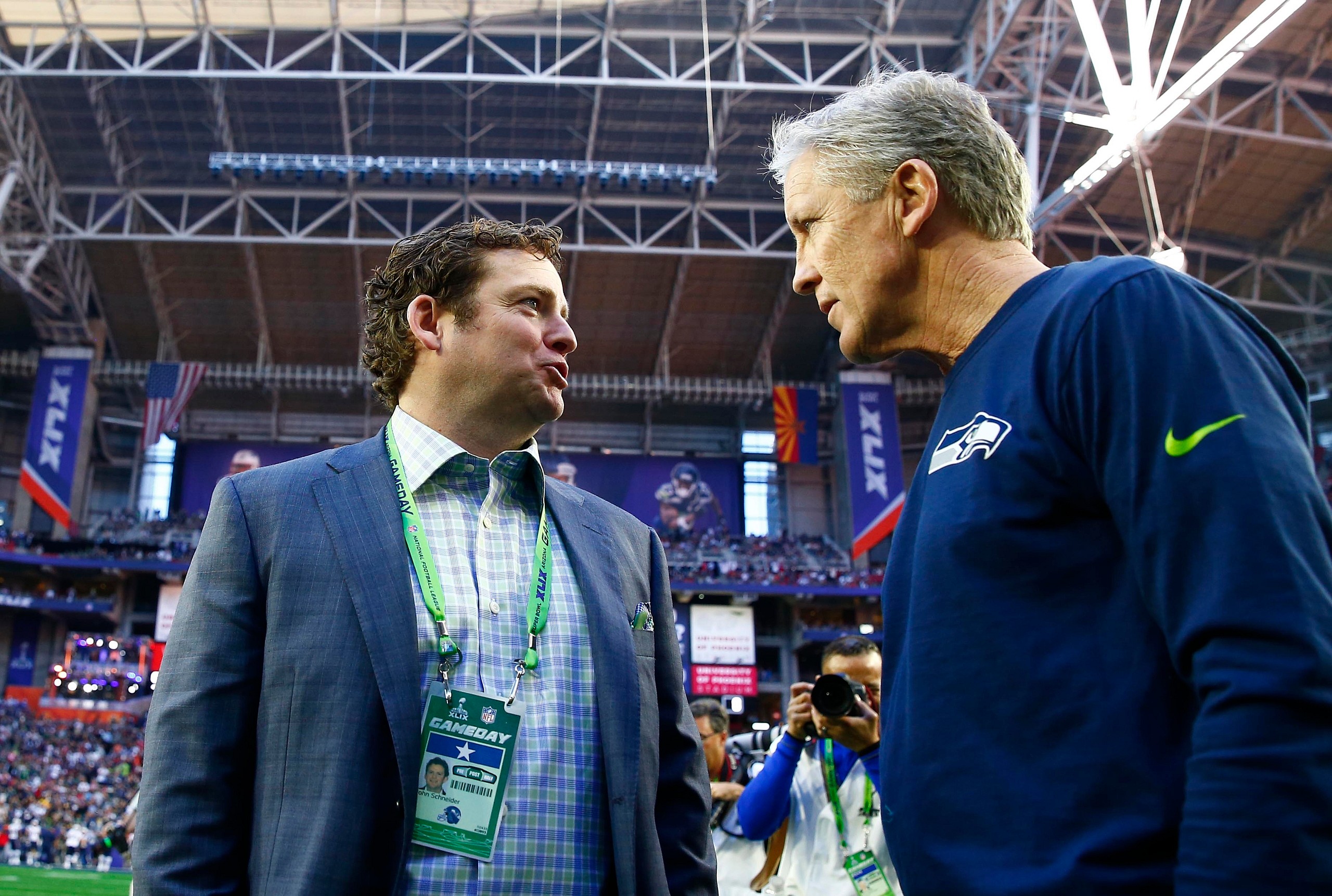 seattle seahawks trade into first round of 2022 nfl draft