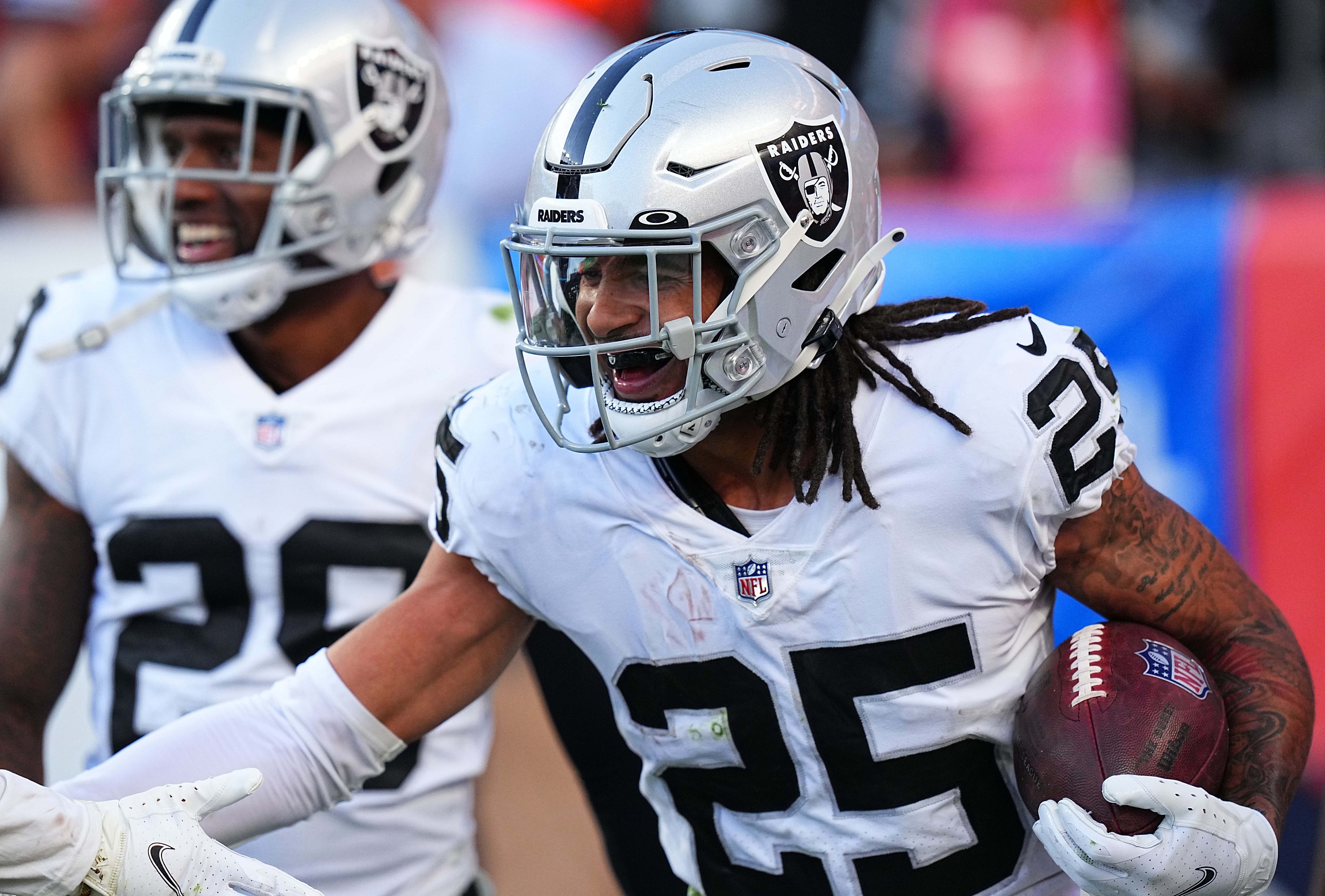 NFL: Las Vegas Raiders at Denver Broncos
