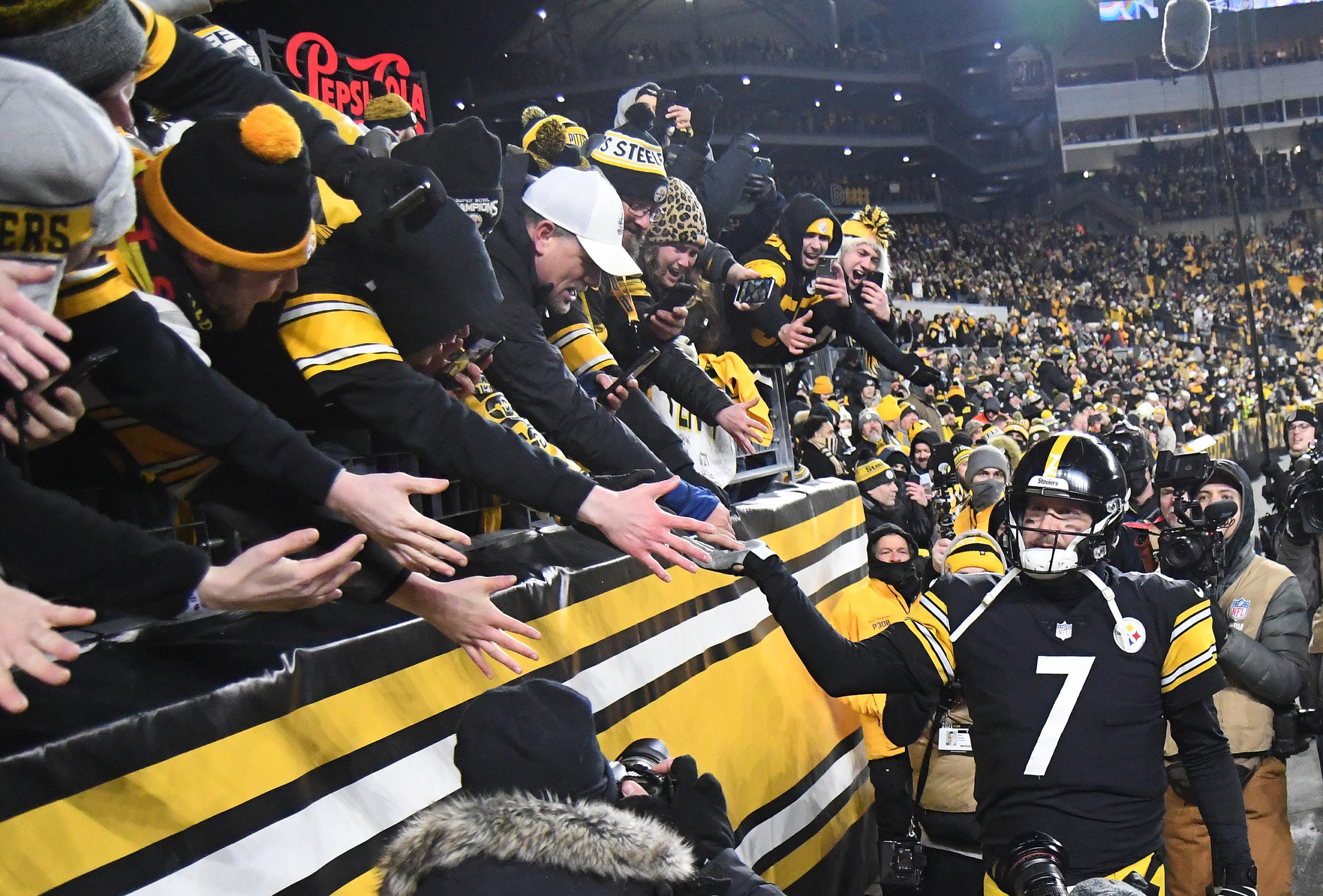 NFL: Cleveland Browns at Pittsburgh Steelers