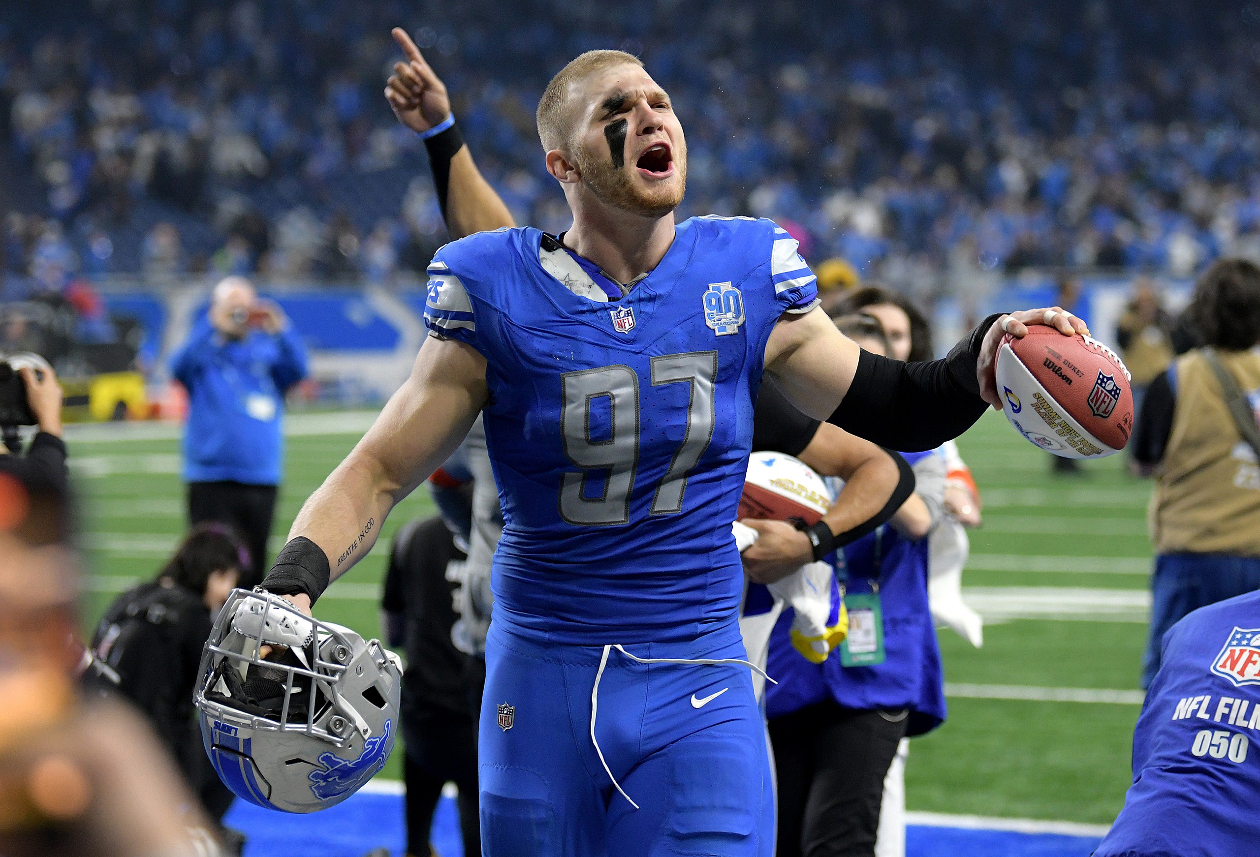 aidan hutchinson, detroit lions, nfl divisional playoffs