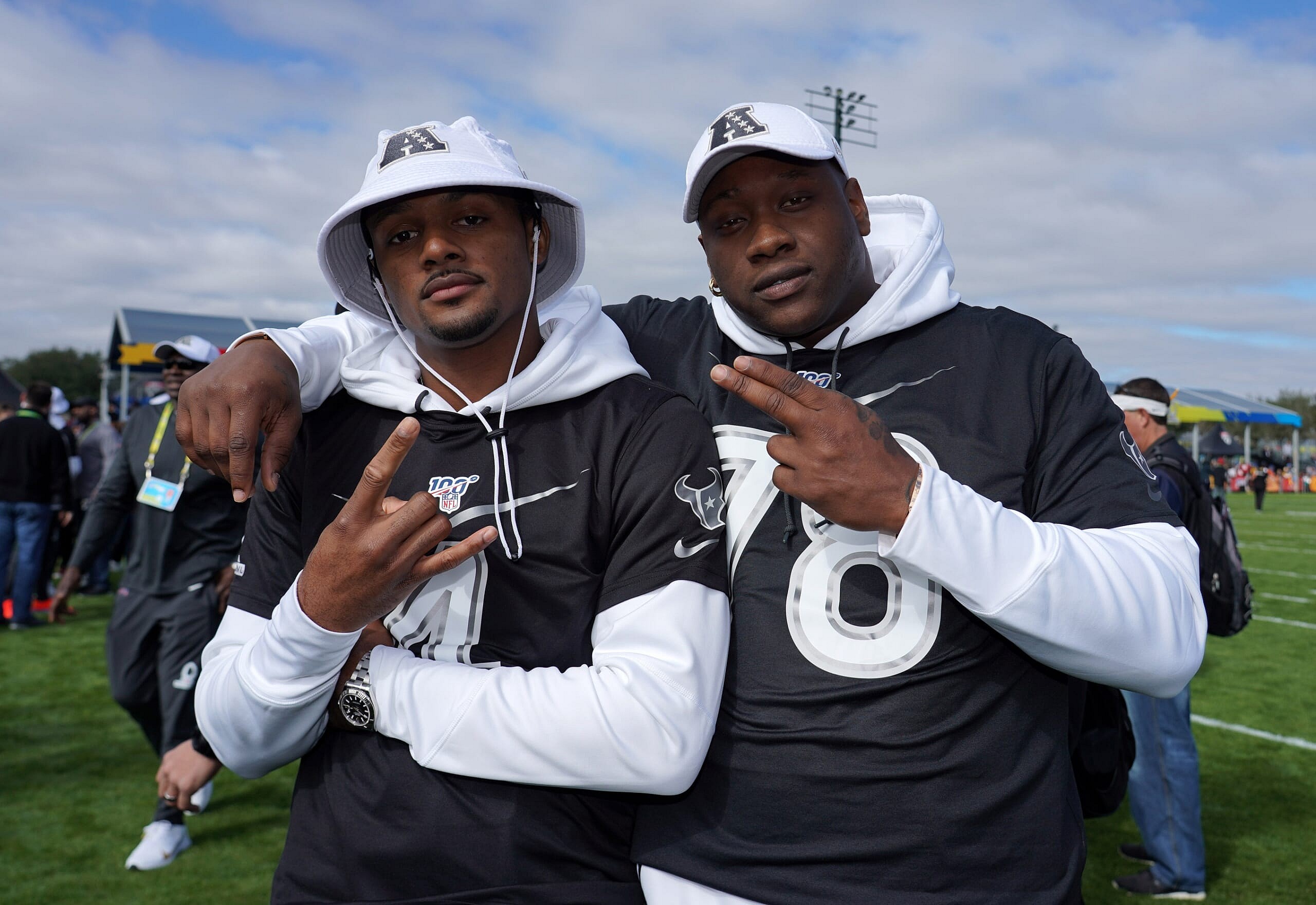 Packers news:  David Bakhtiari takes over for Laremy Tunsil as highest-paid OT in NFL history