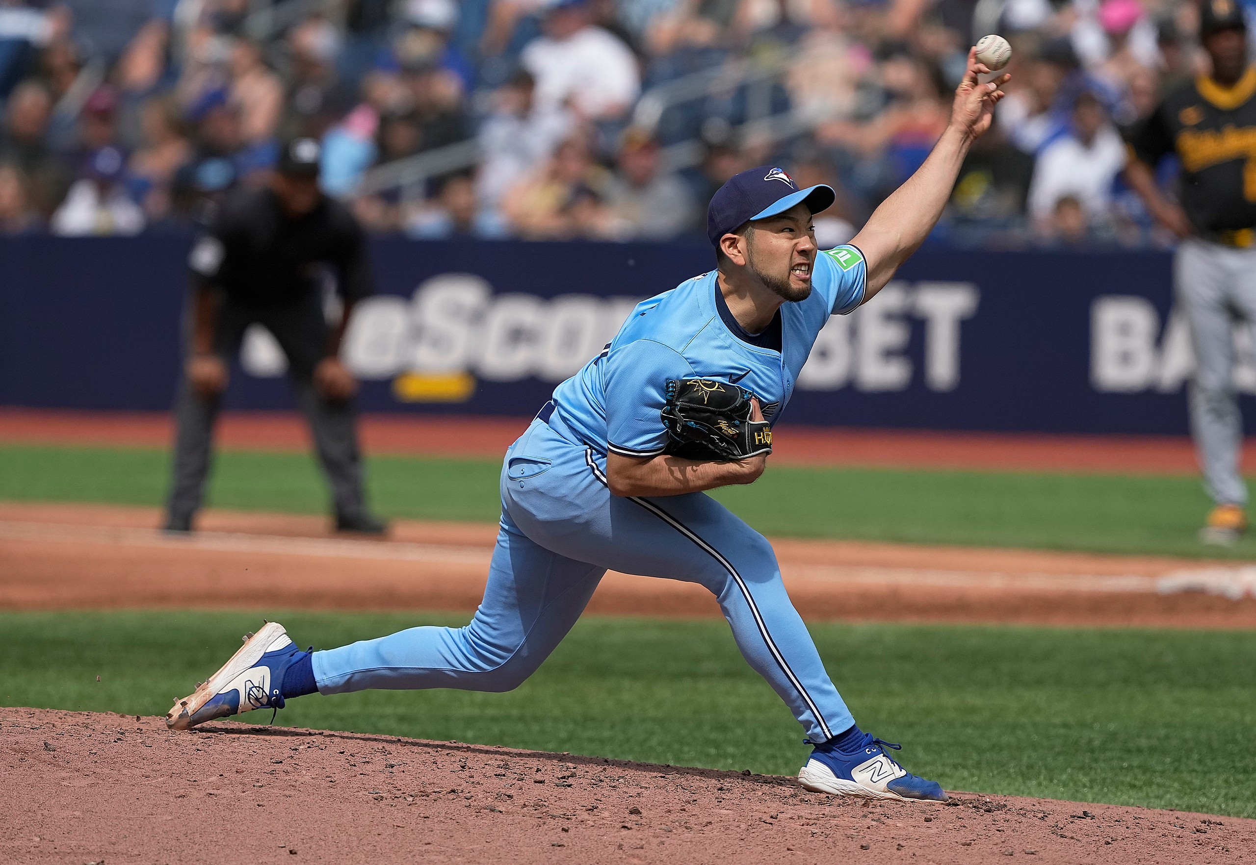 Baltimore Orioles pitching targets, Yusei Kikuchi