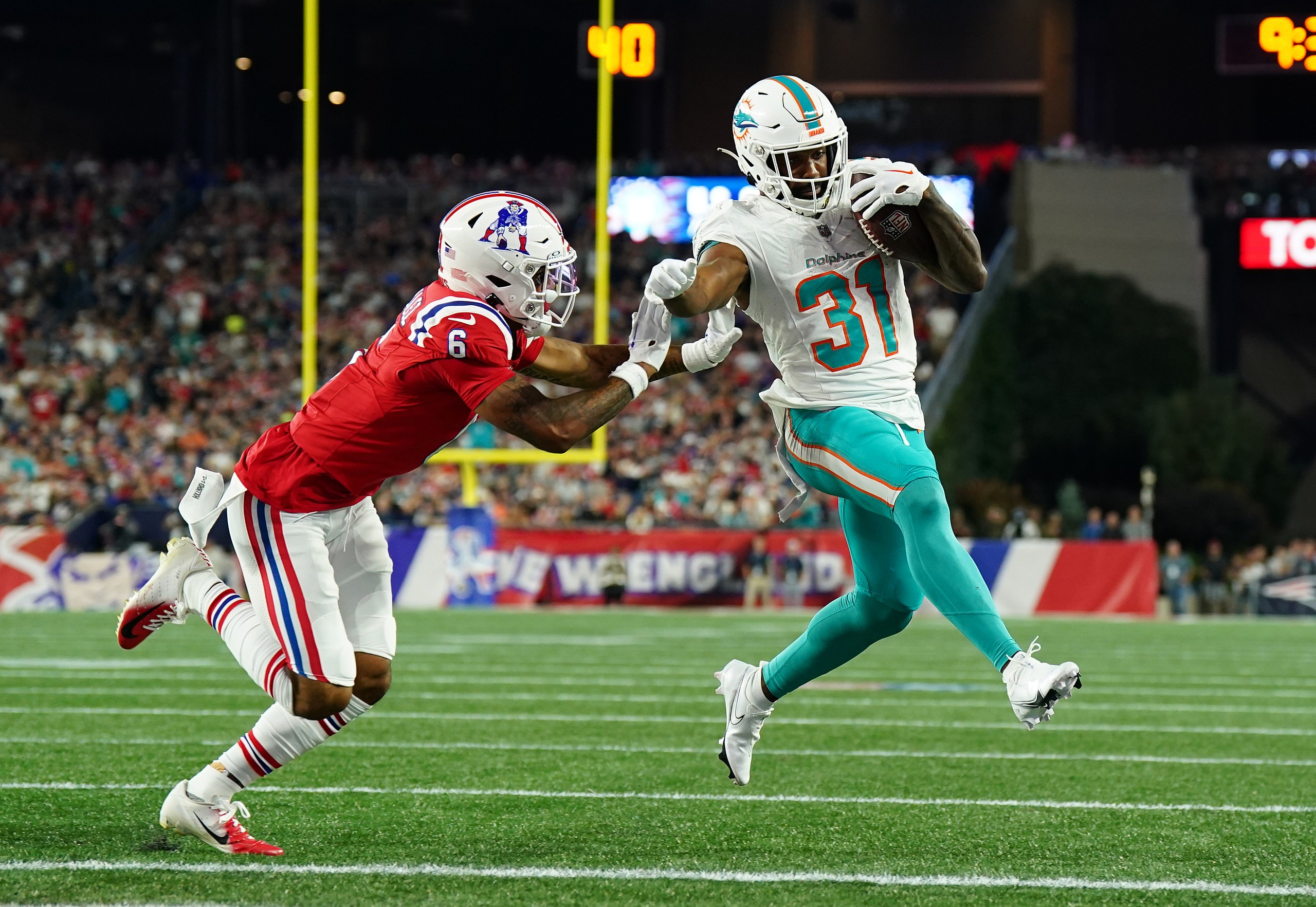 NFL: Miami Dolphins at New England Patriots