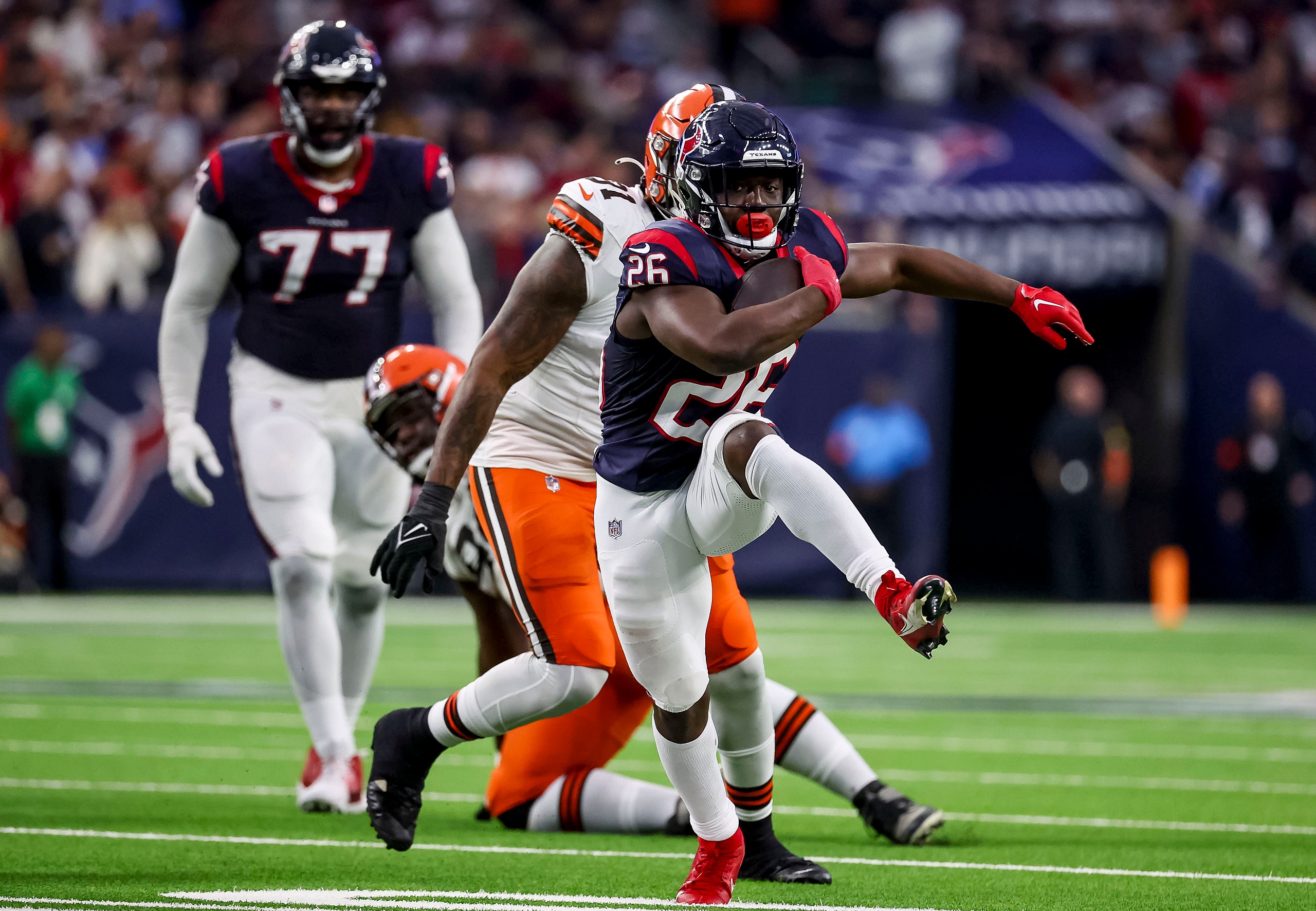 new york giants sign devin singletary