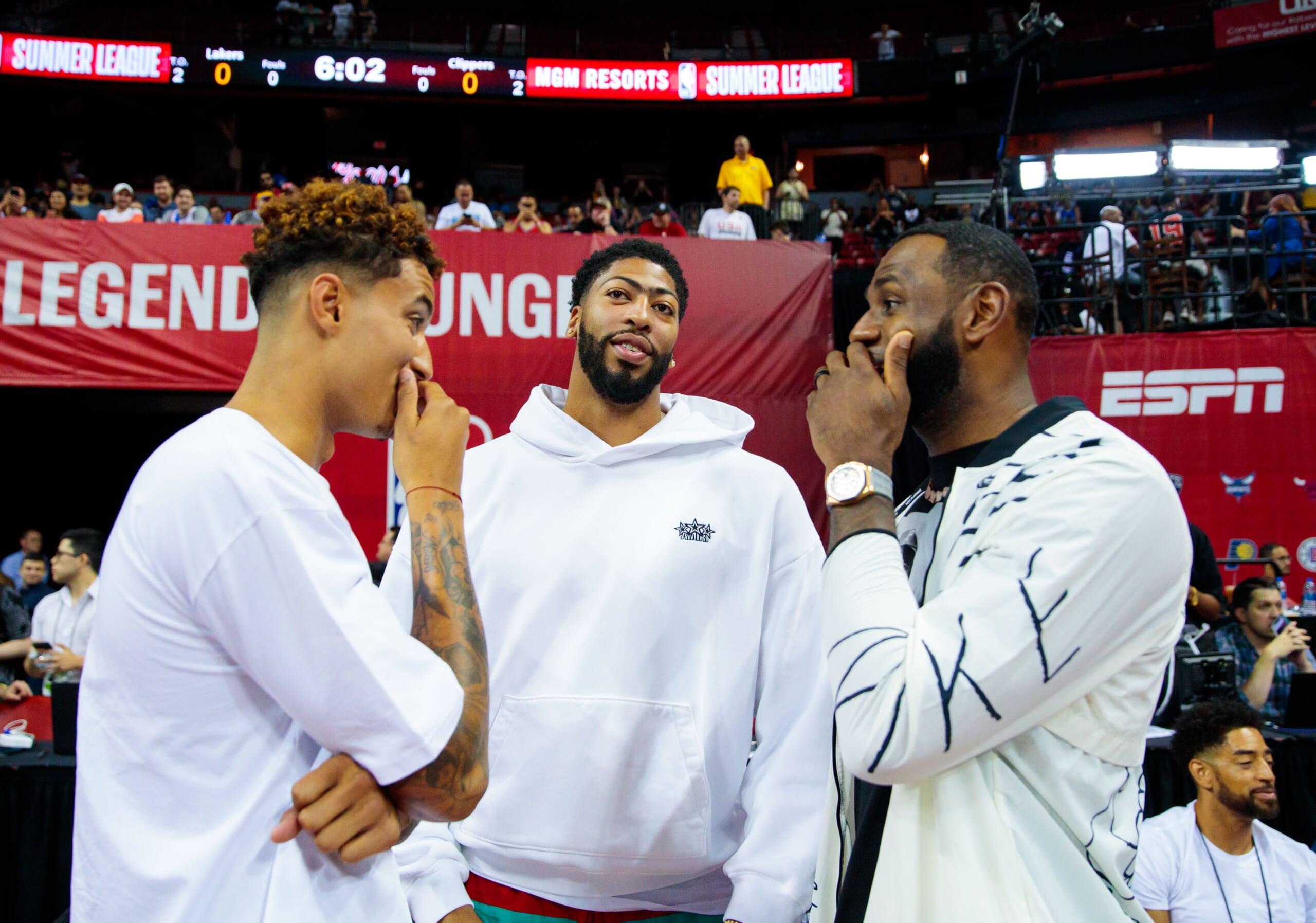 los angeles lakers trade kyle kuzma