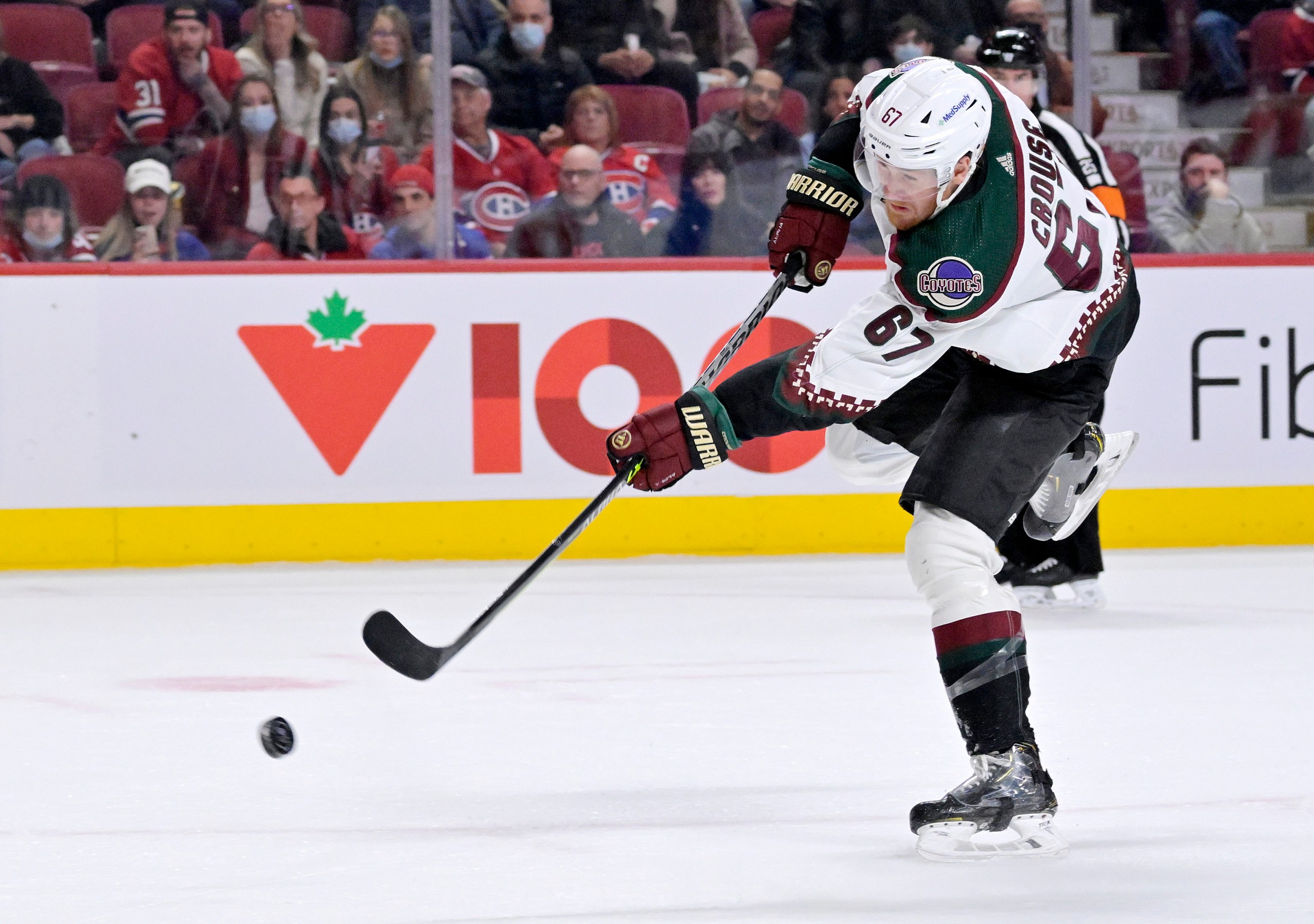 NHL: Arizona Coyotes at Montreal Canadiens