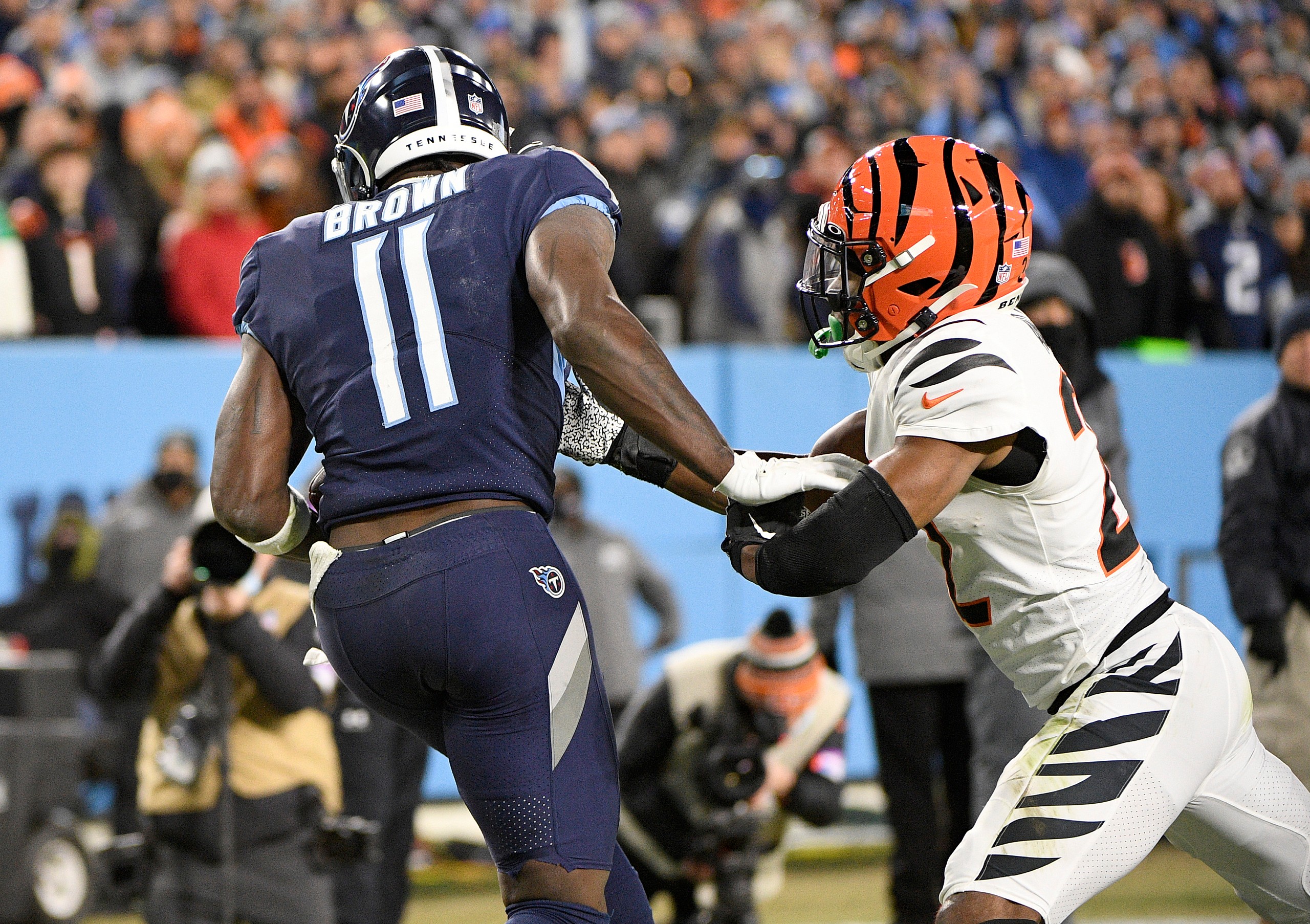 NFL: AFC Divisional Round-Cincinnati Bengals at Tennessee Titans