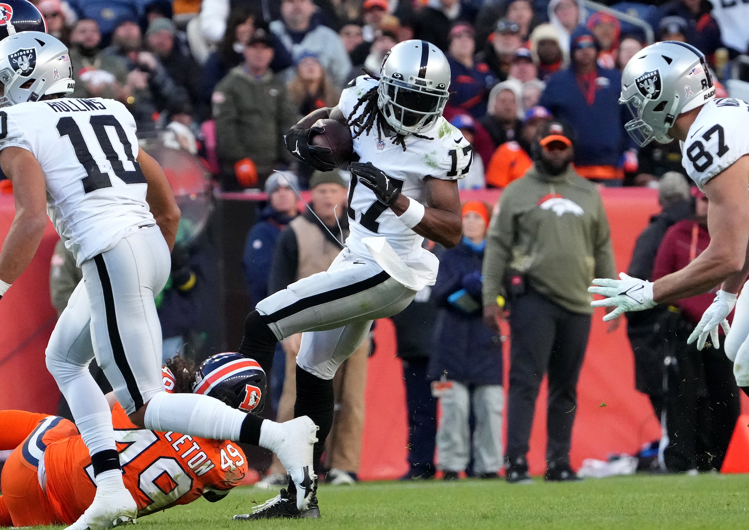 NFL: Las Vegas Raiders at Denver Broncos