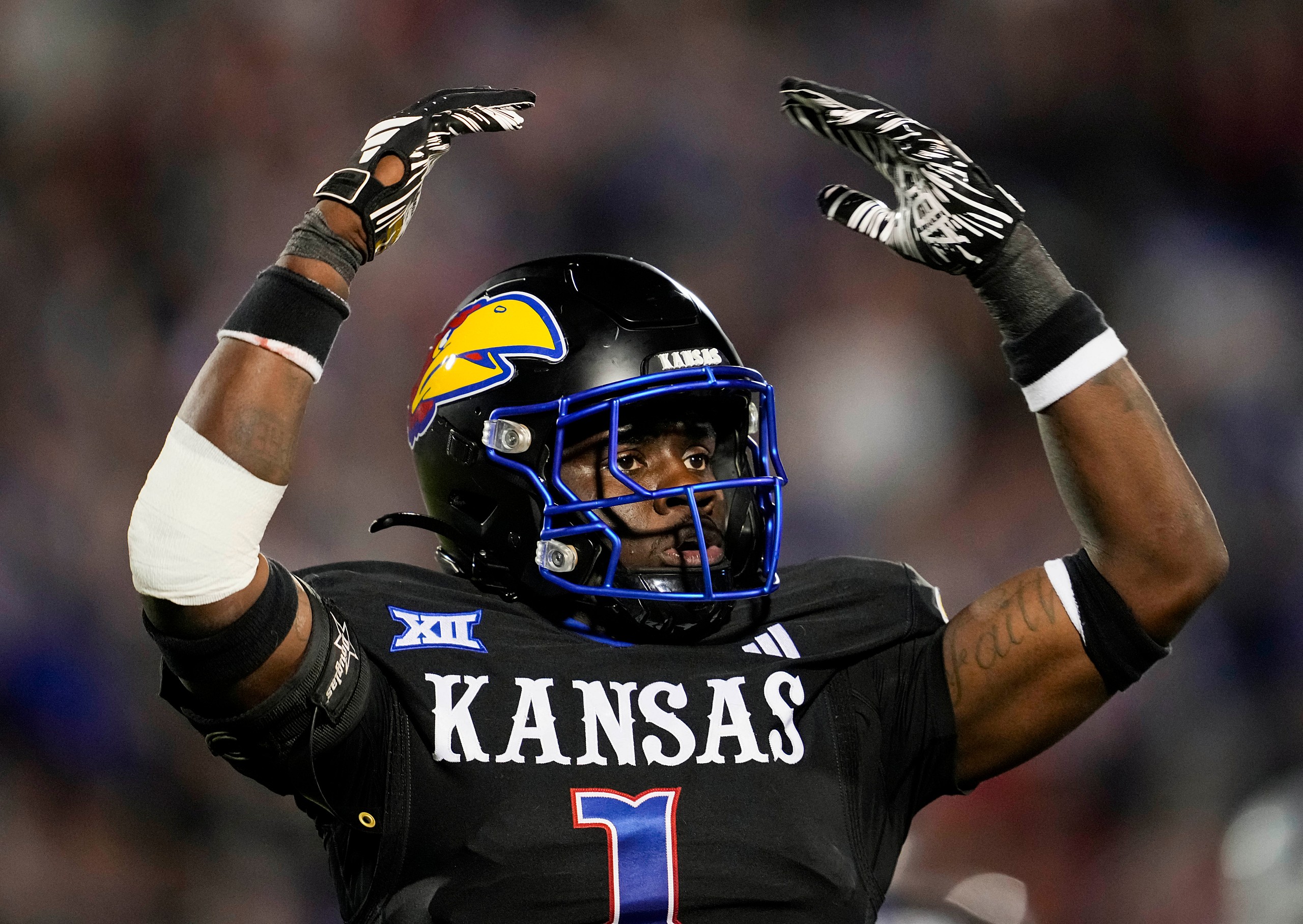NCAA Football: Kansas State at Kansas