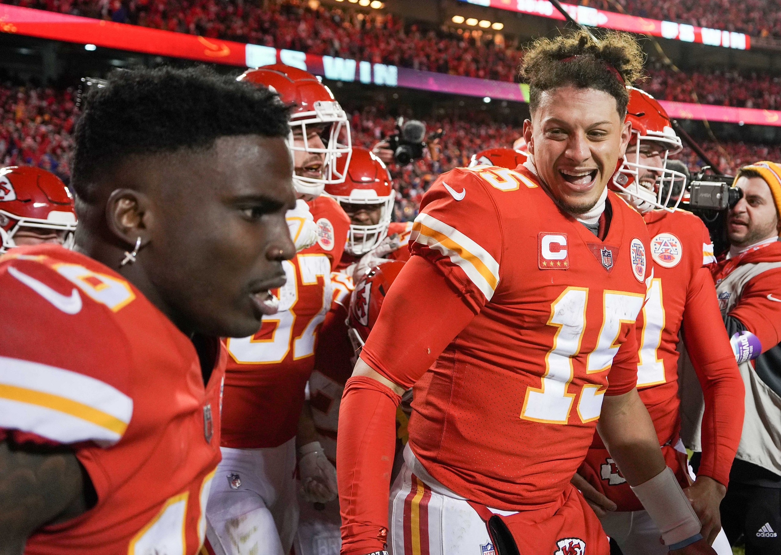 tyreek hill trade: patrick mahomes