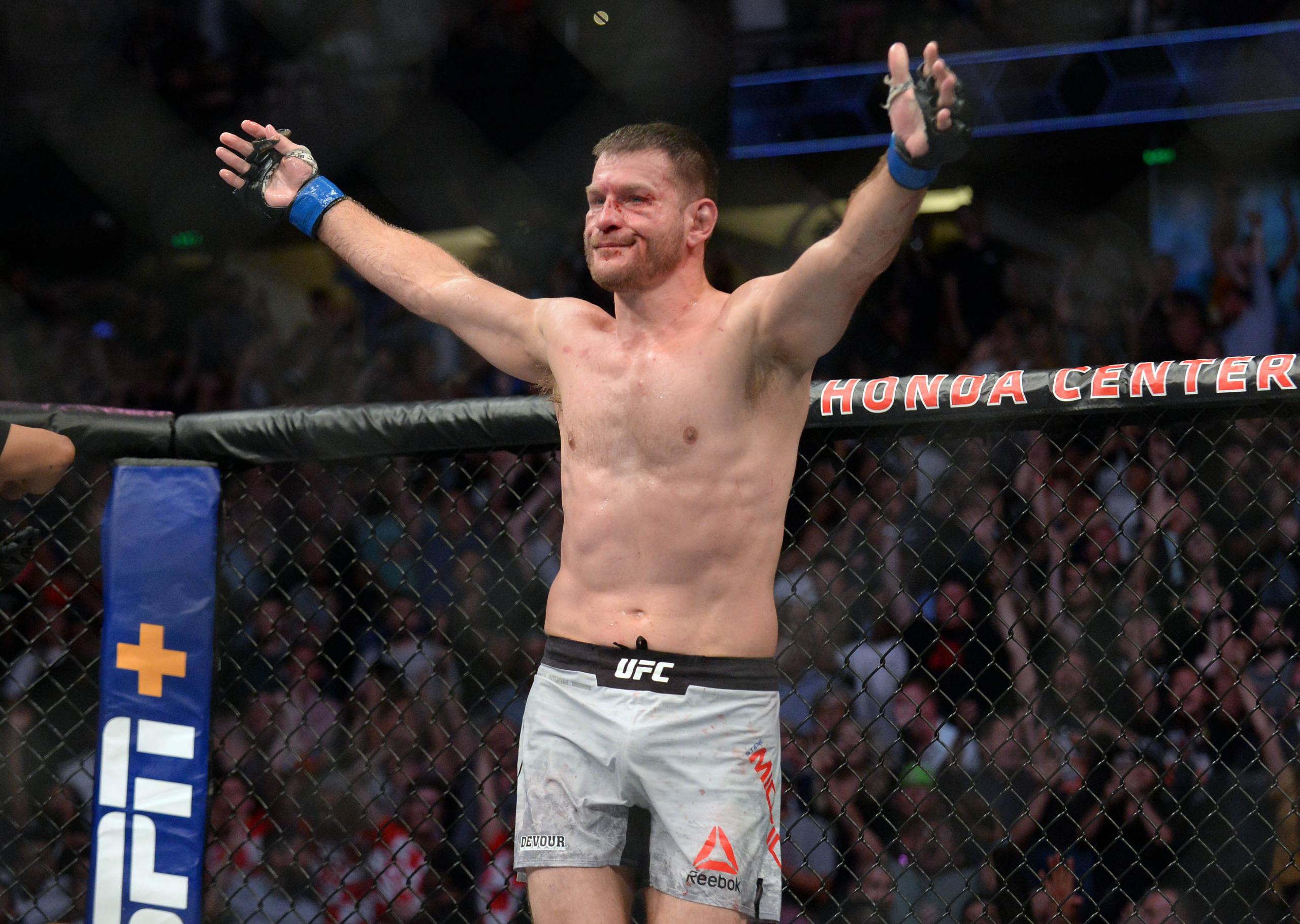 MMA: UFC 241-Cormier vs Miocic