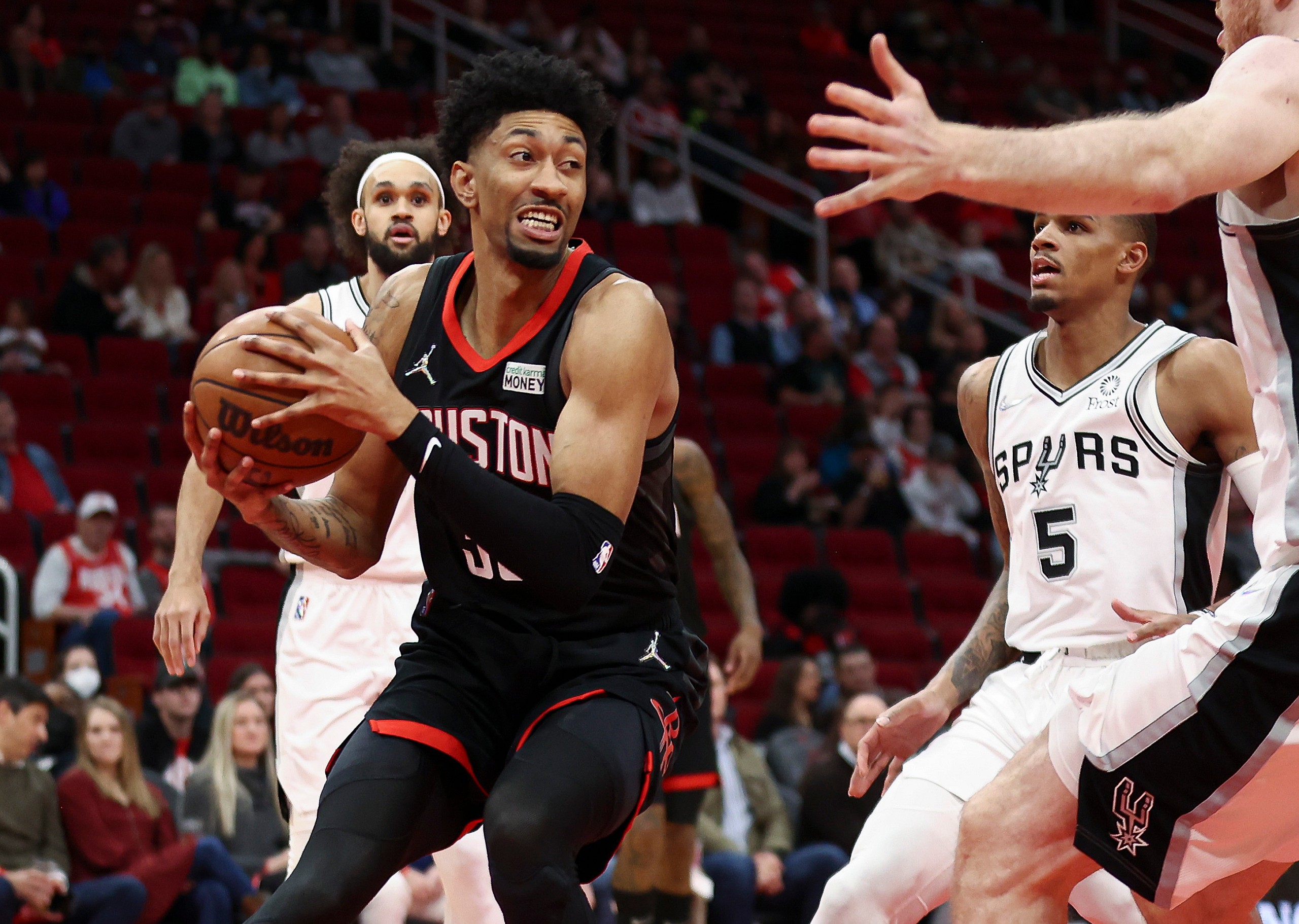 christian wood trade to the san antonio spurs