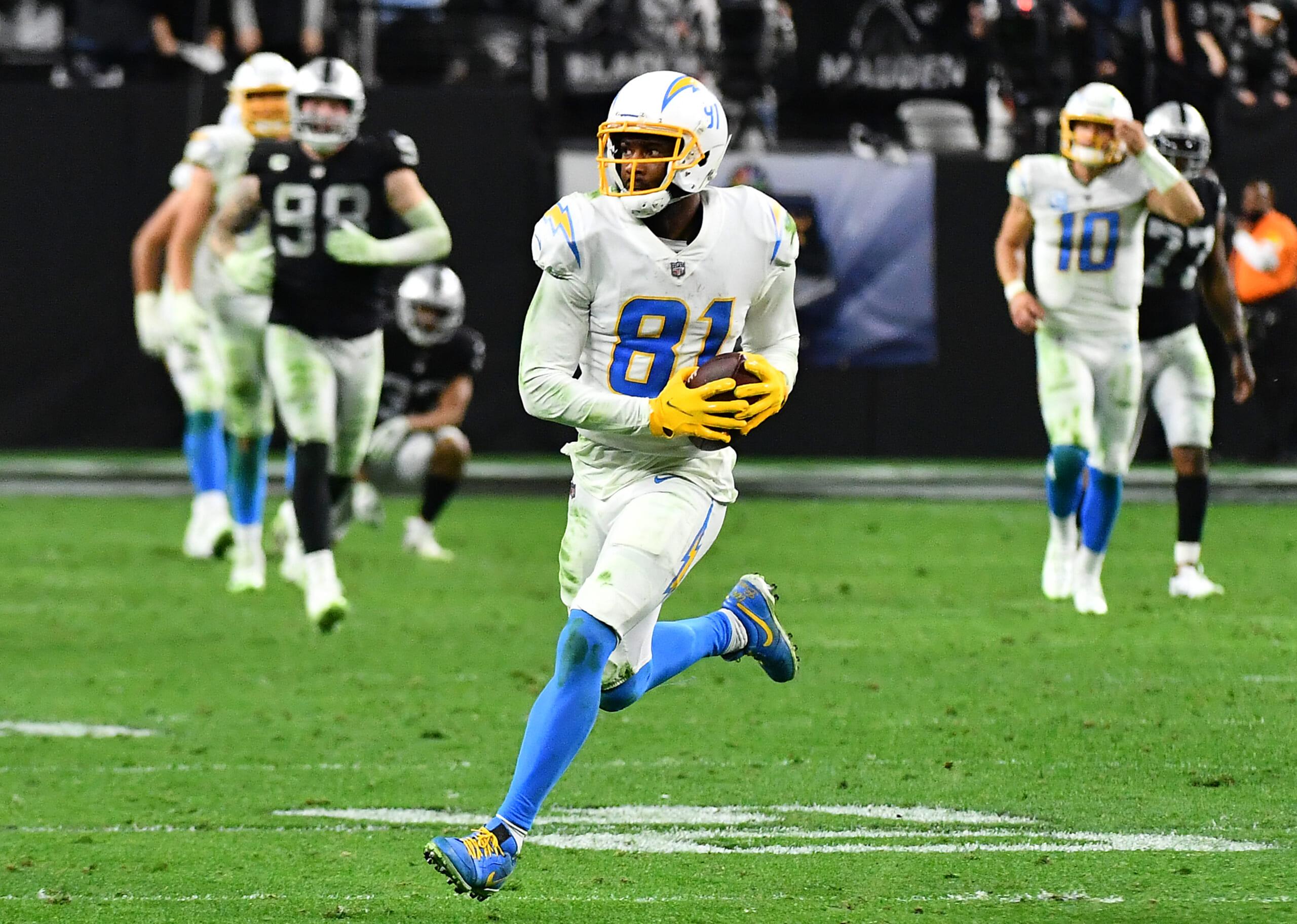 chicago bears sign mike williams