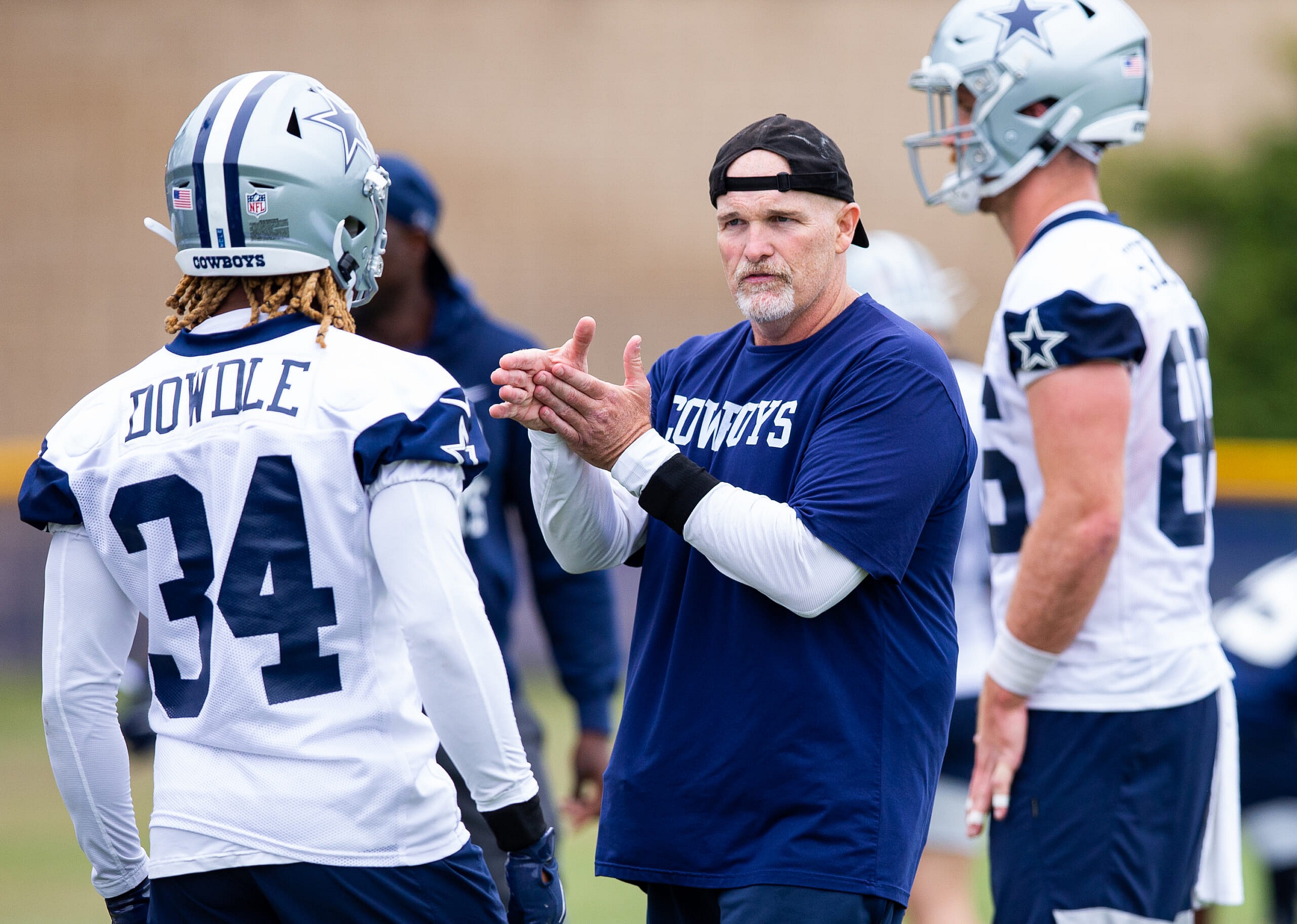 dallas cowboys defensive coordinator dan quinn