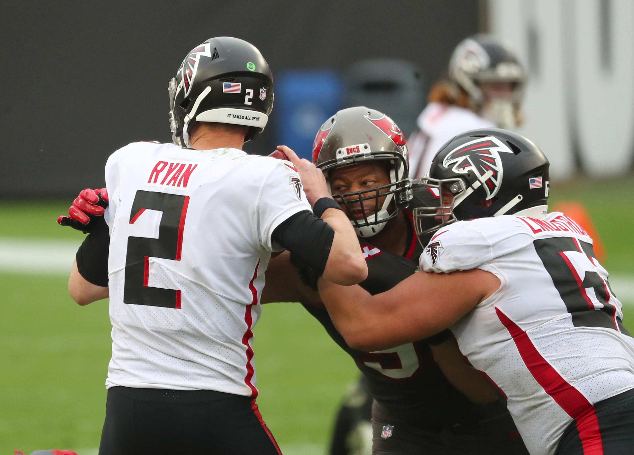 falcons vs eagles preview: jake matthews vs derek barnett